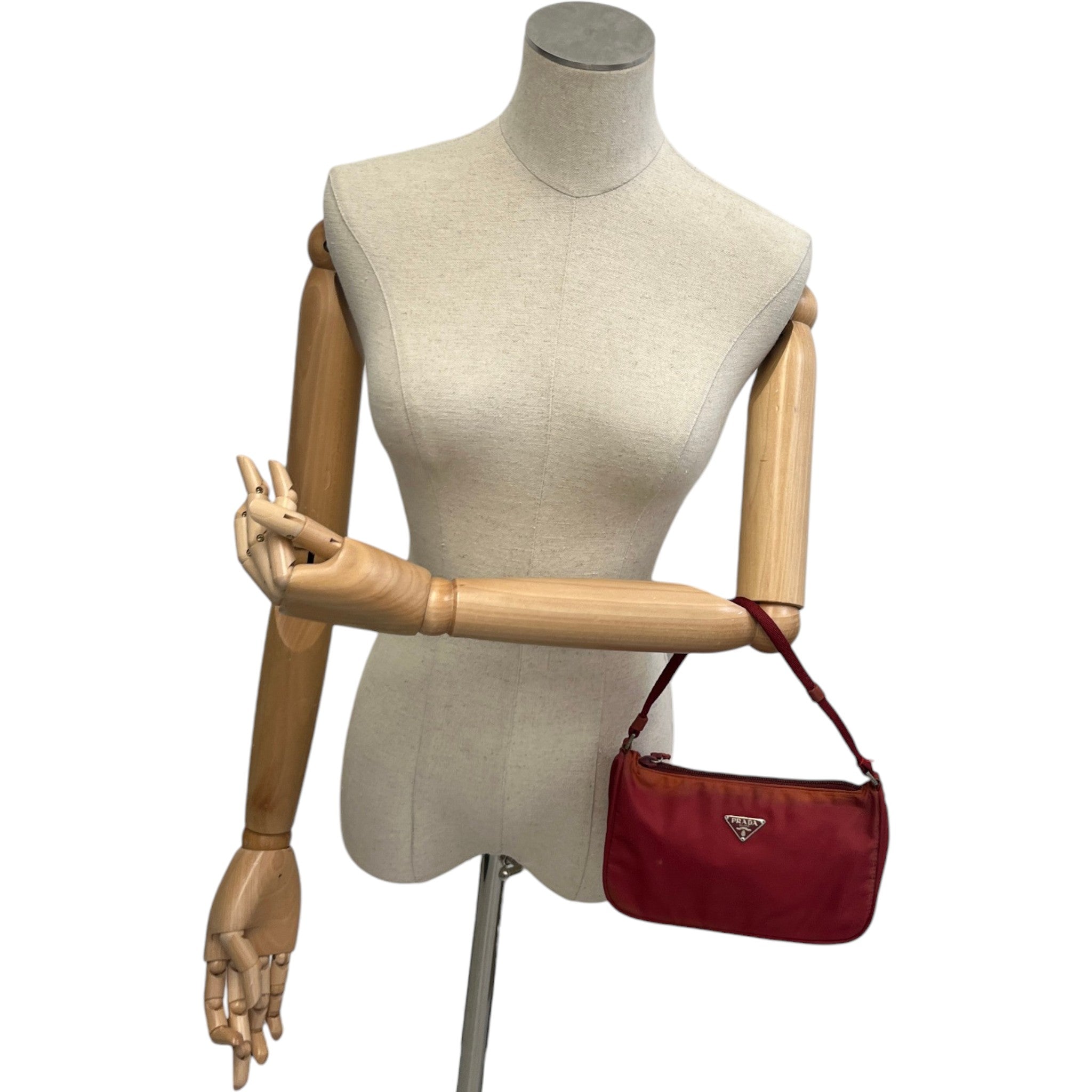 Women's Re-Edition 2002 Bag Red