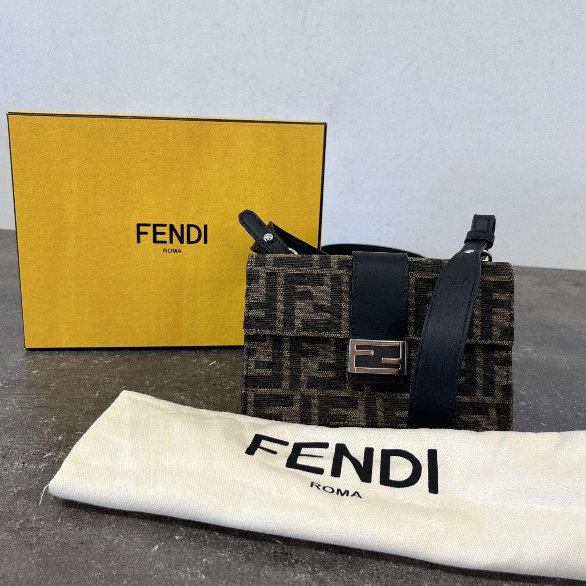 Women's Ff Jacquard Crossbody Bag Brown