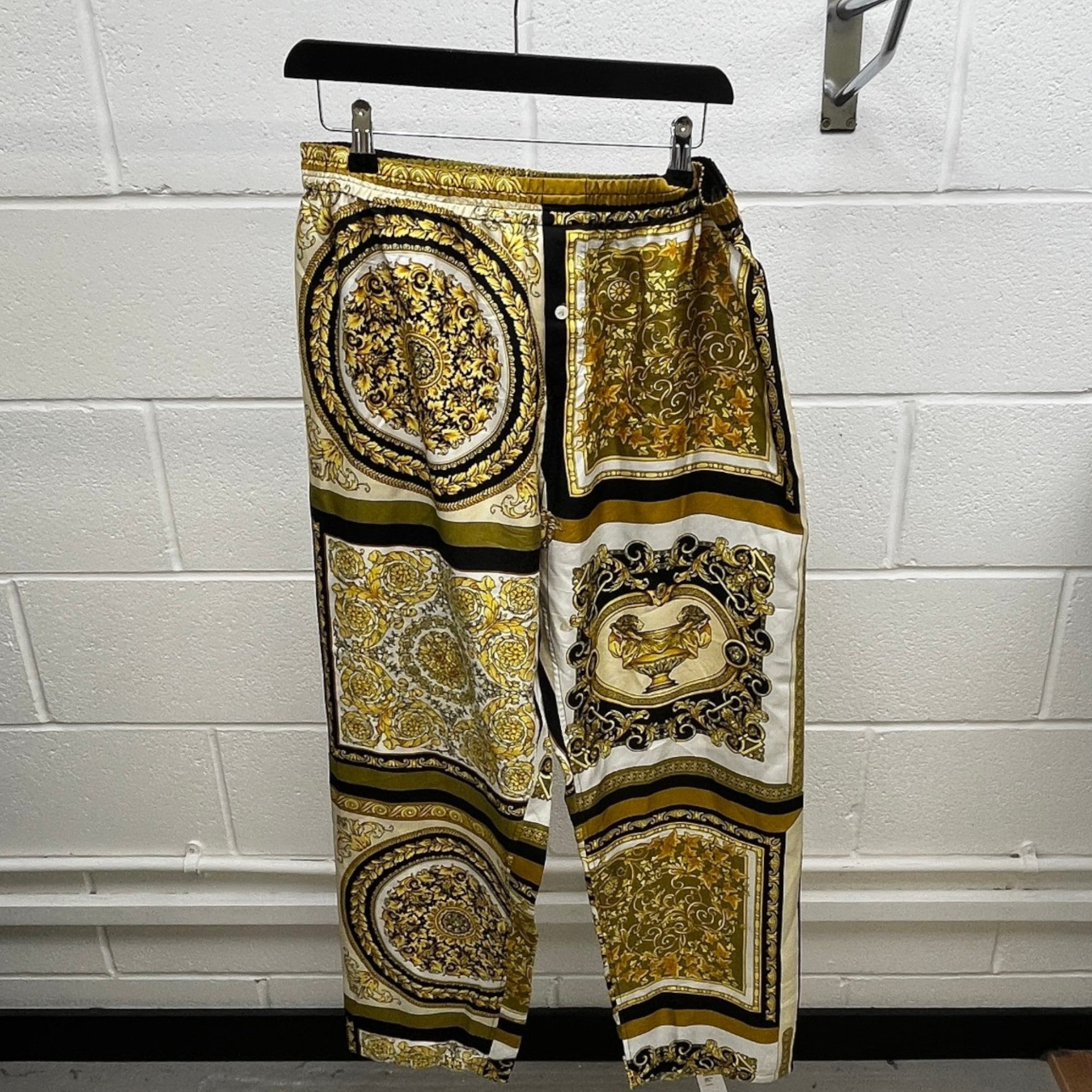 Men's Barocco Print Trousers Yellow Size XL