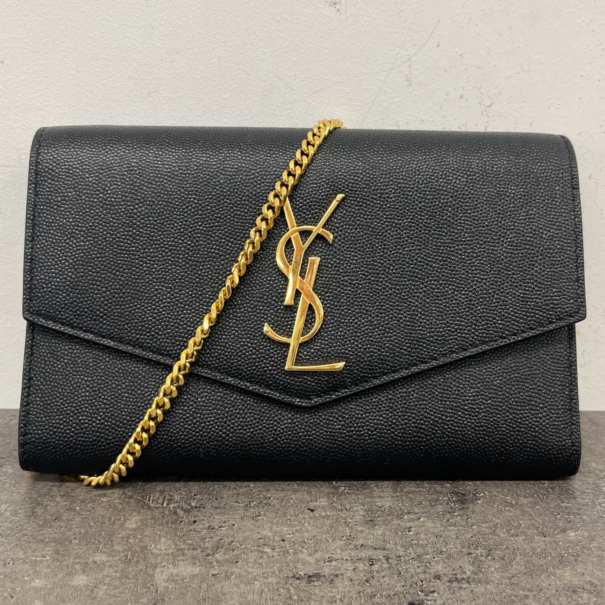 Women's Uptown Chain Bag Black