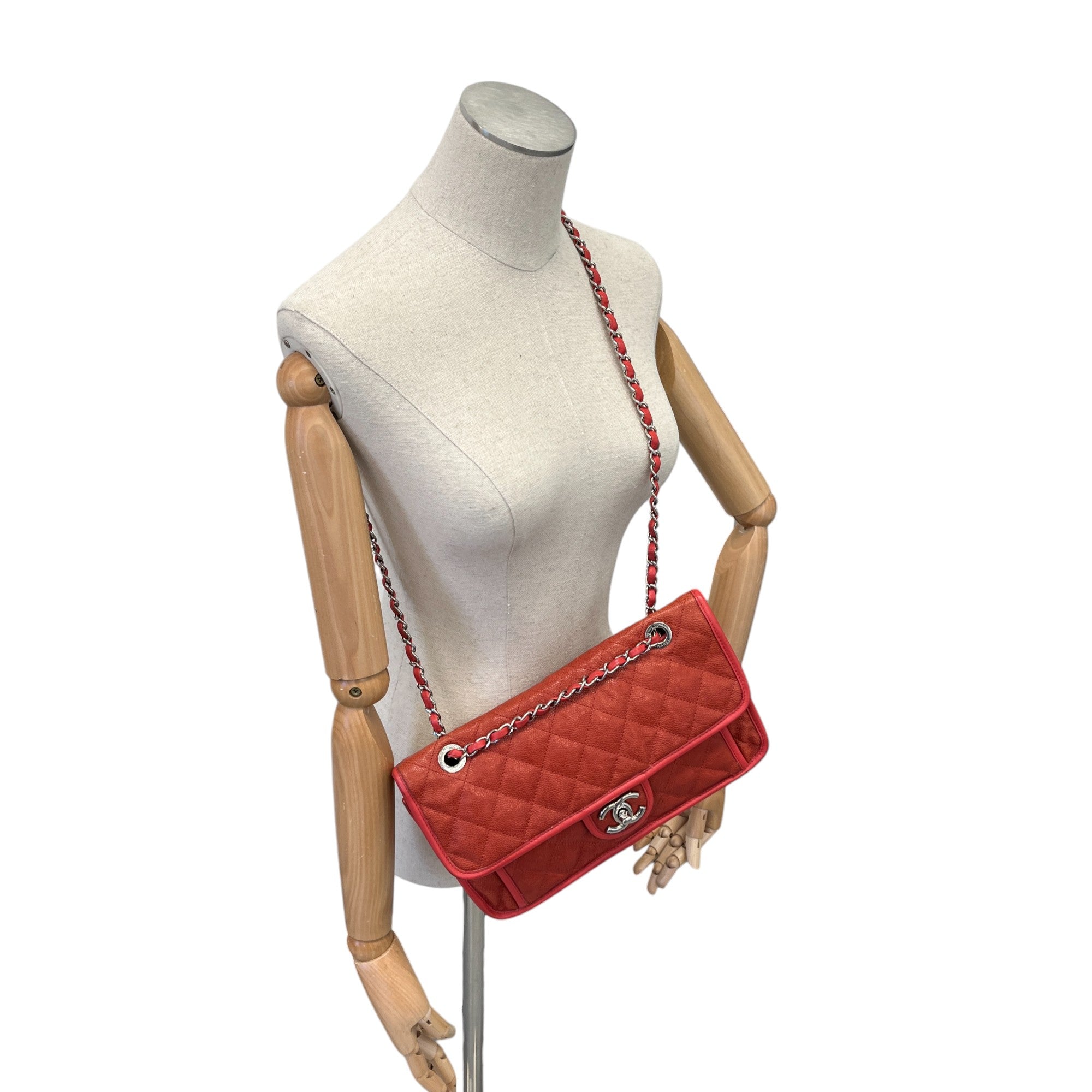 Women's Cc Quilted Caviar French Riviera Flap Handbag Burnt Orange