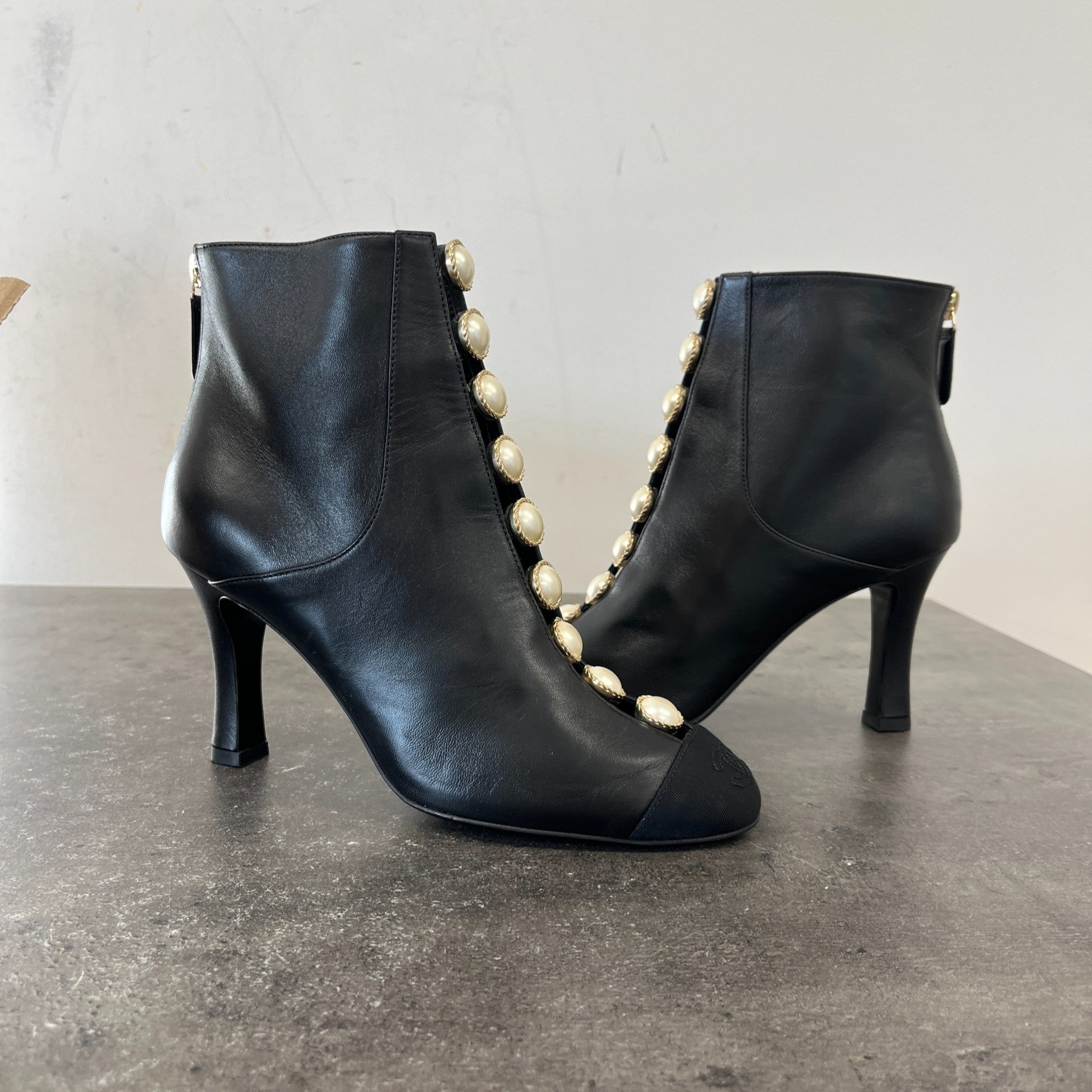 Women's Pearl Cc Logo Boots Black Size EU 36 / UK 3