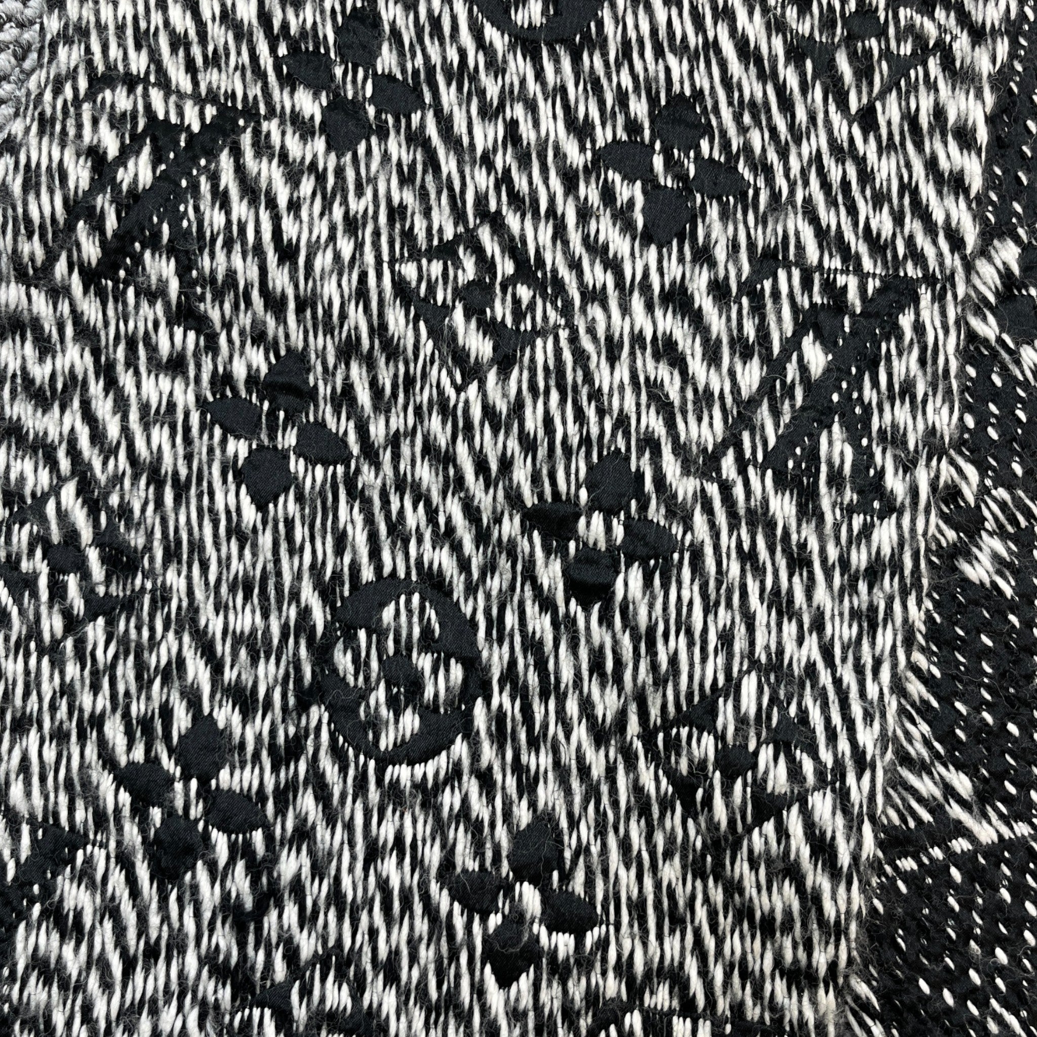Women's Logomania Scarf Black