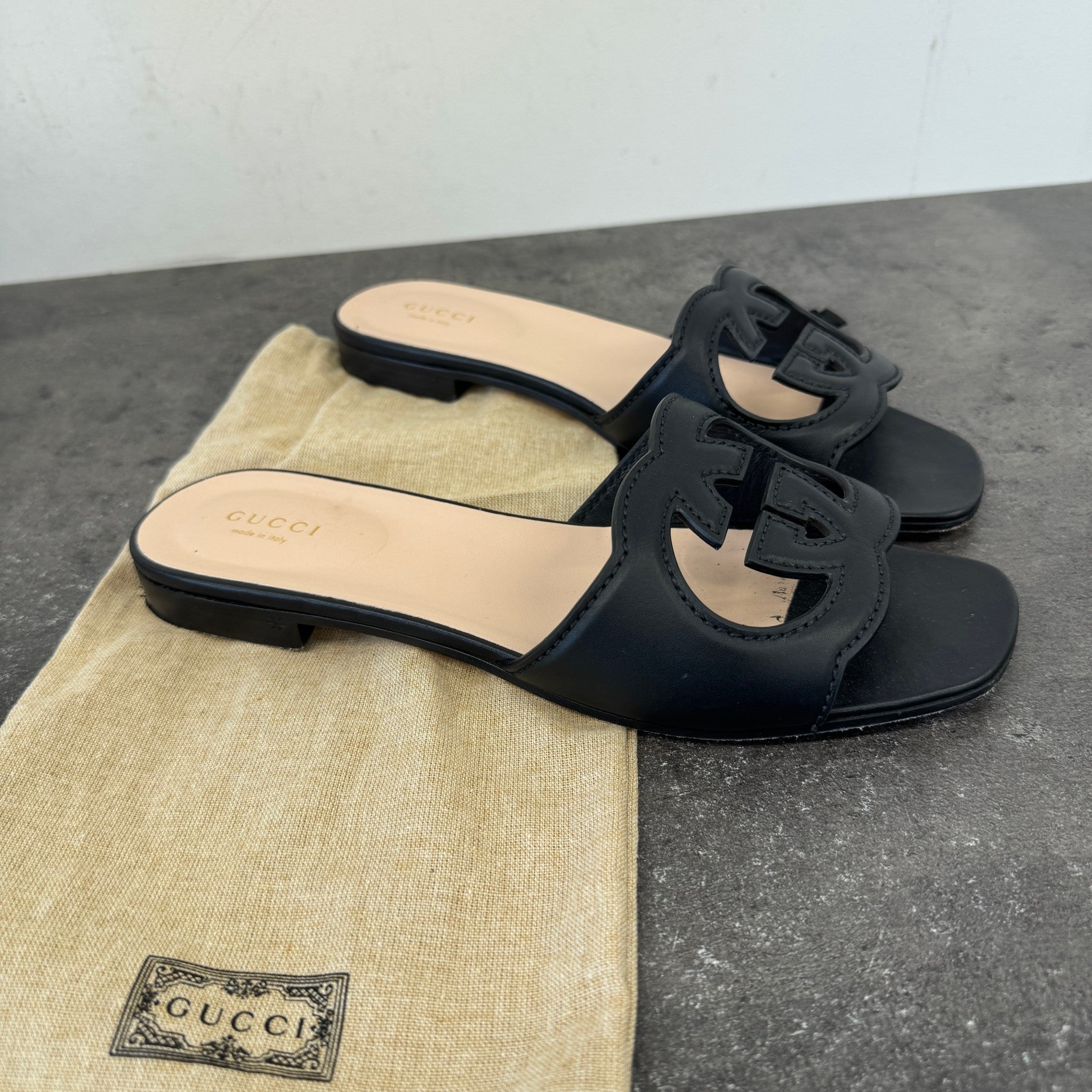 Women's Interlocking G Slides Black Size EU 38 / UK 5