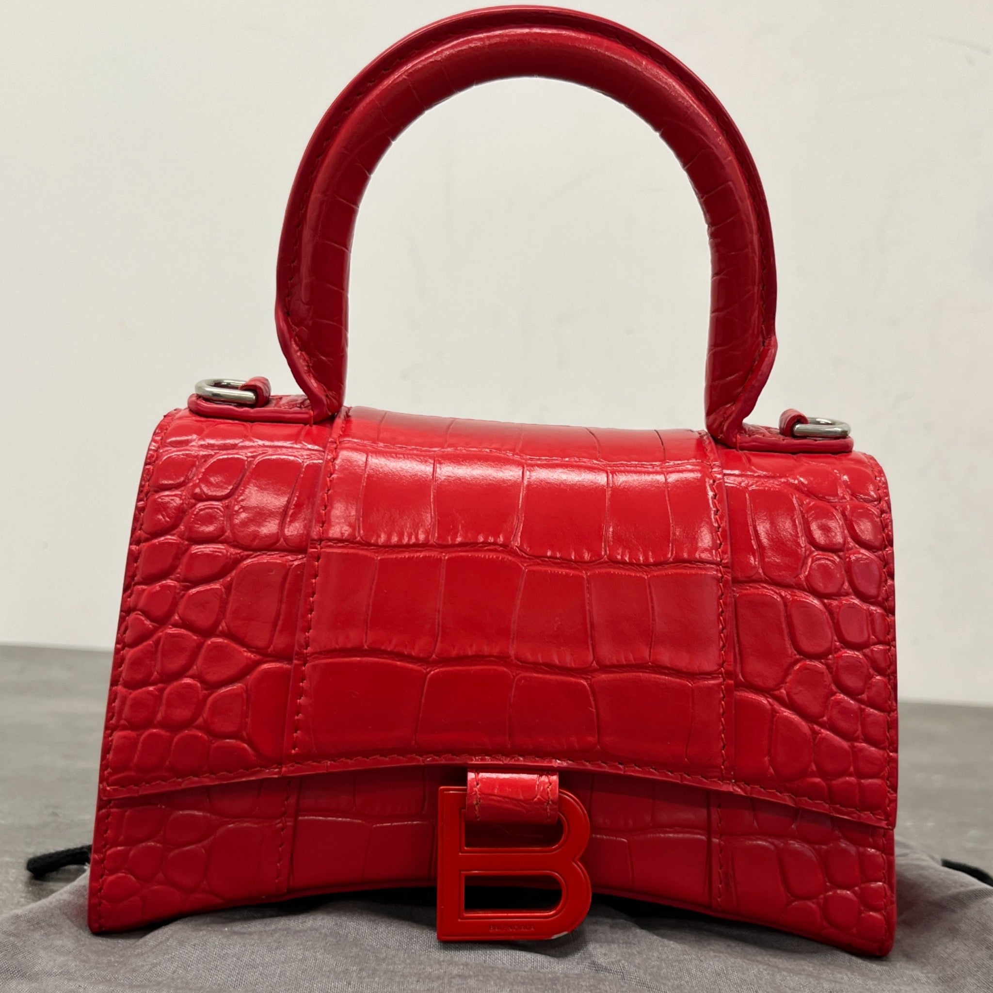 Women's Hourglass Small Bag Red