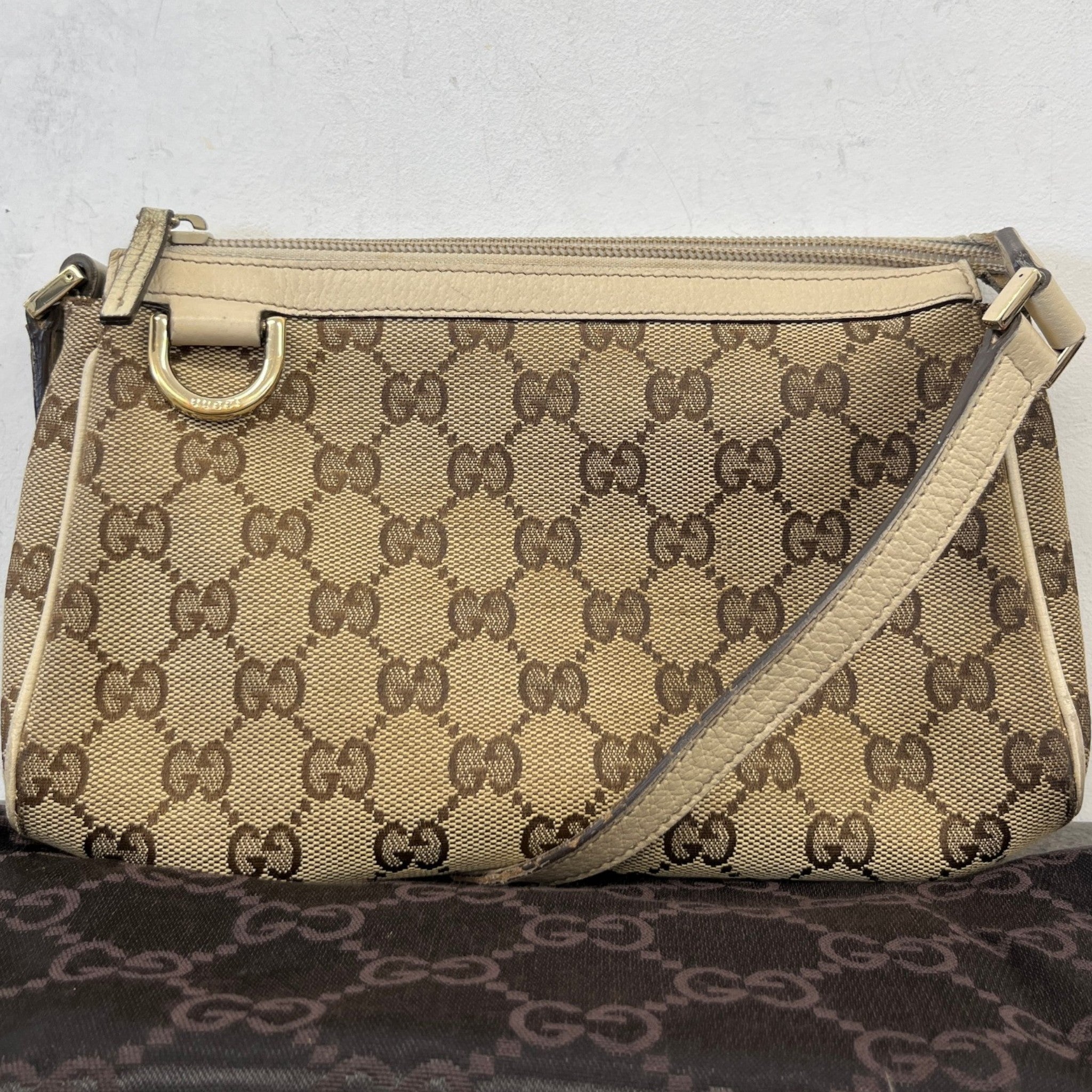 Women's Gg Supreme Abbey Pochette Bag Brown