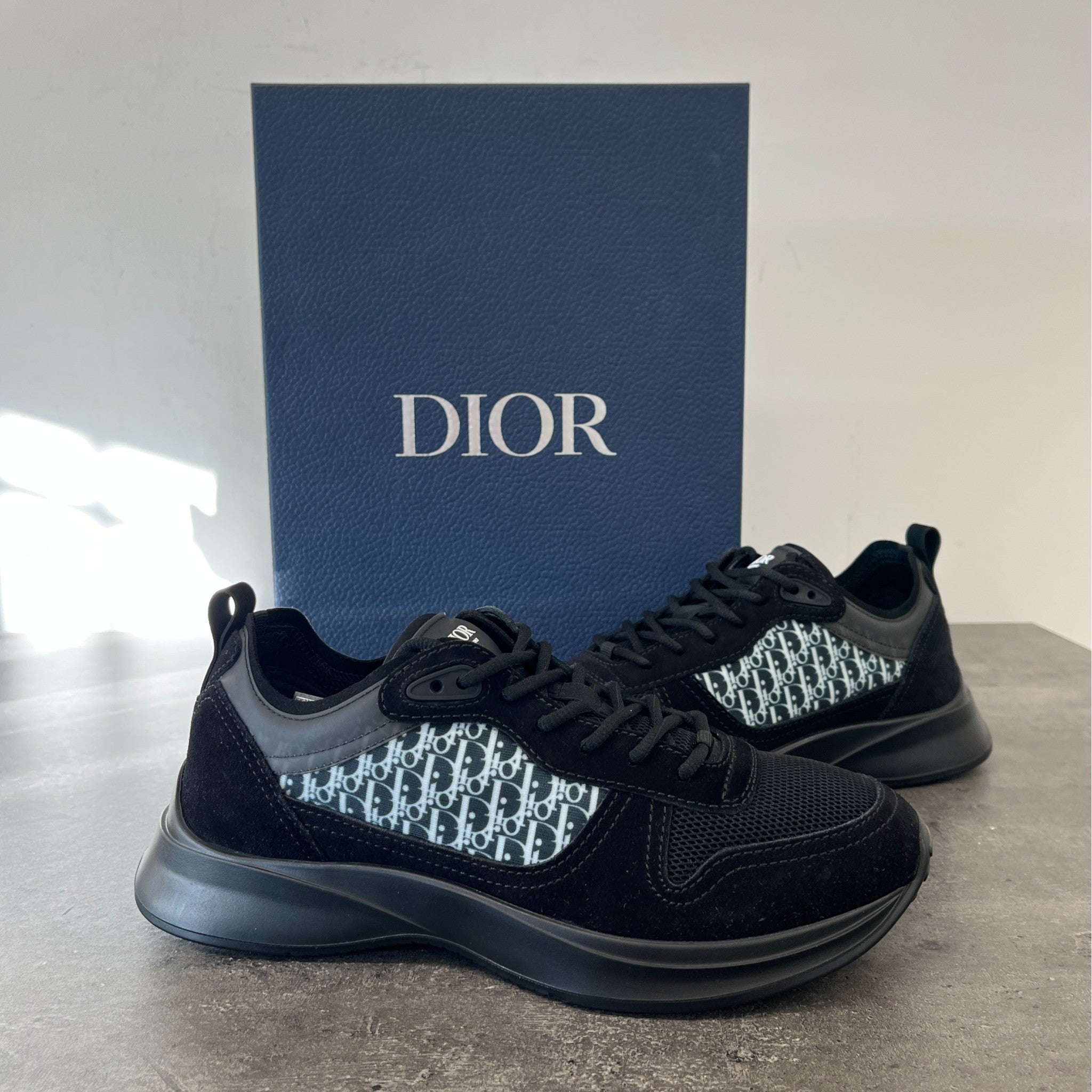 Men's B25 Low Trainers Black Size EU 40 / UK 6