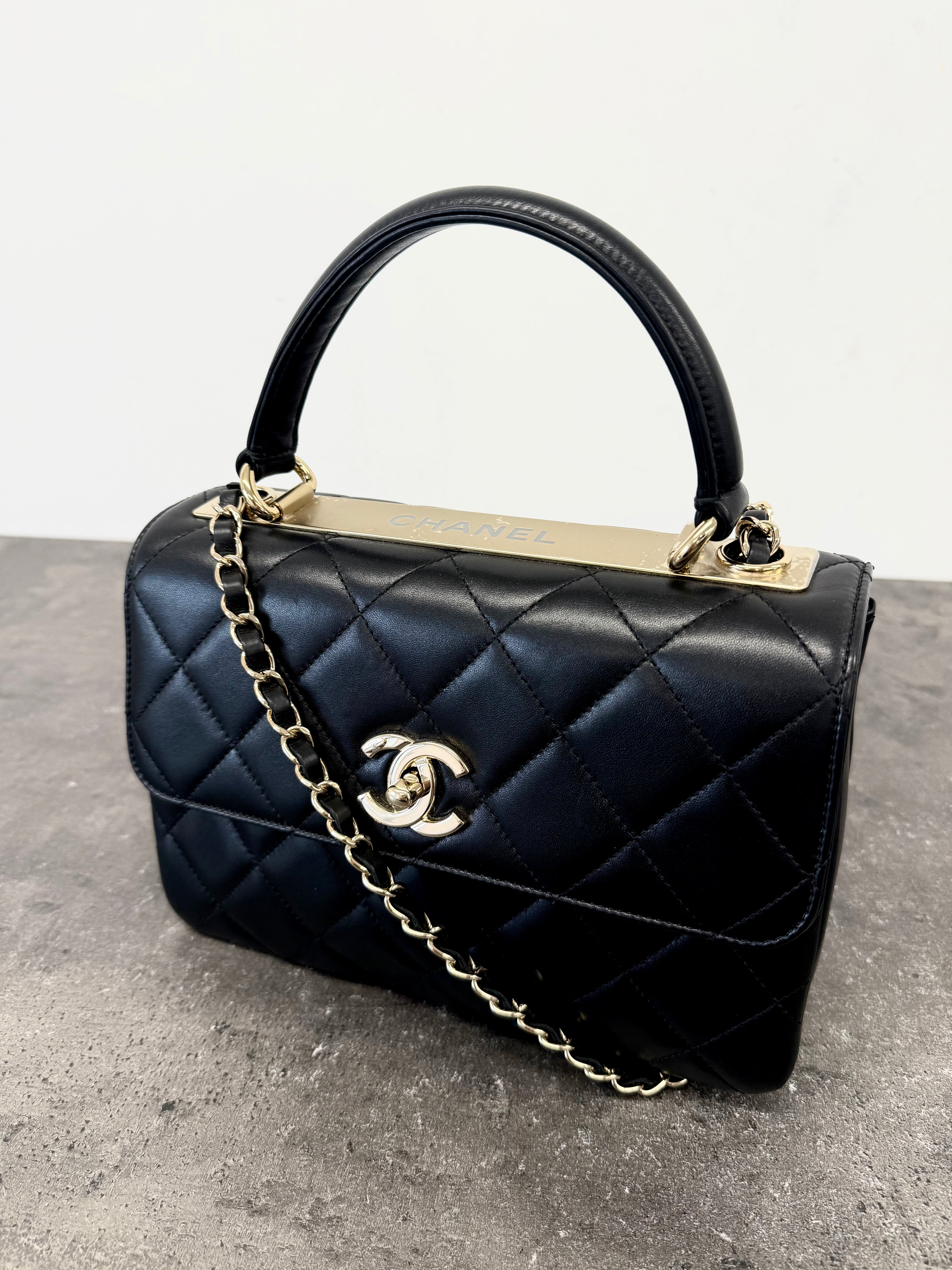 Women's Trendy Cc Top Handle Bag Black
