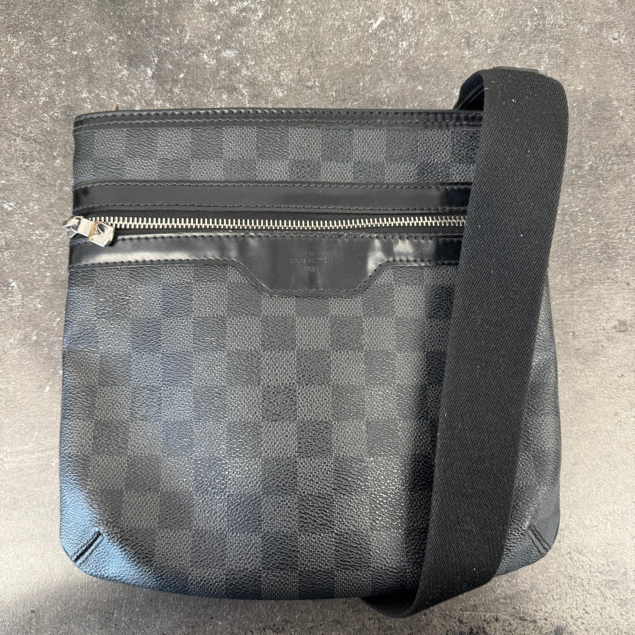 Men's Damier Graphite Thomas Messenger Bag Black