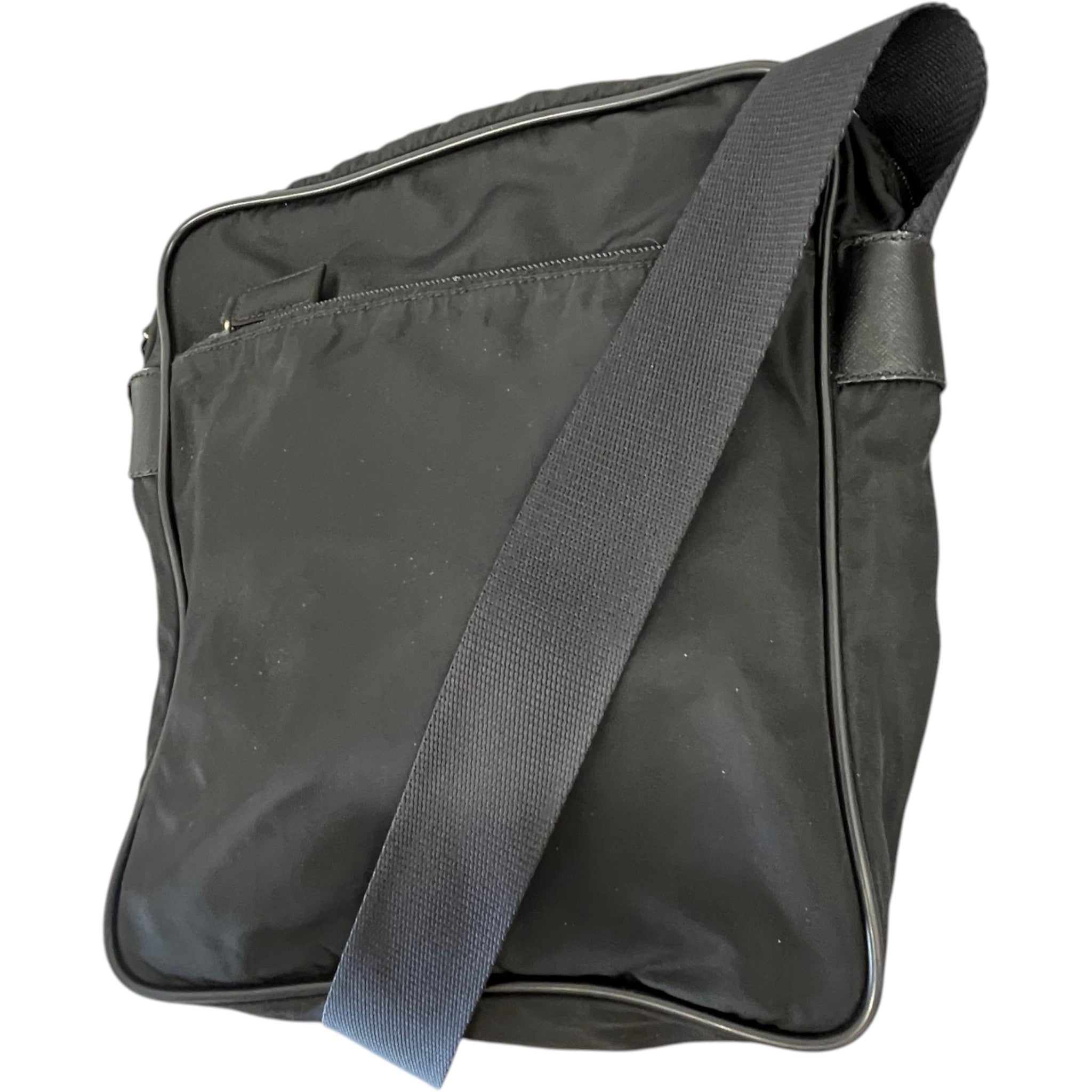 Men's Re-Nylon Plaque Logo Messenger Bag Black