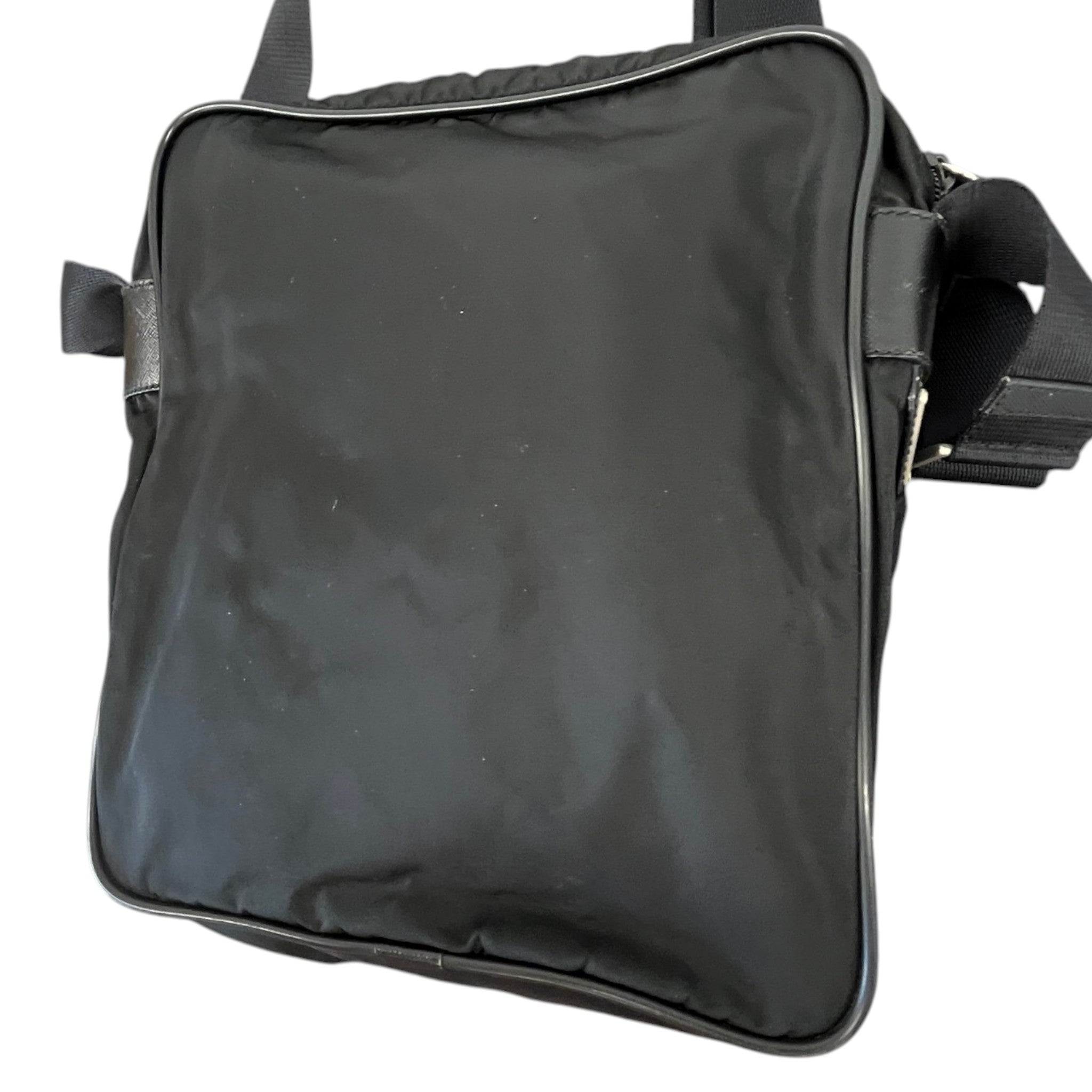 Men's Re-Nylon Plaque Logo Messenger Bag Black