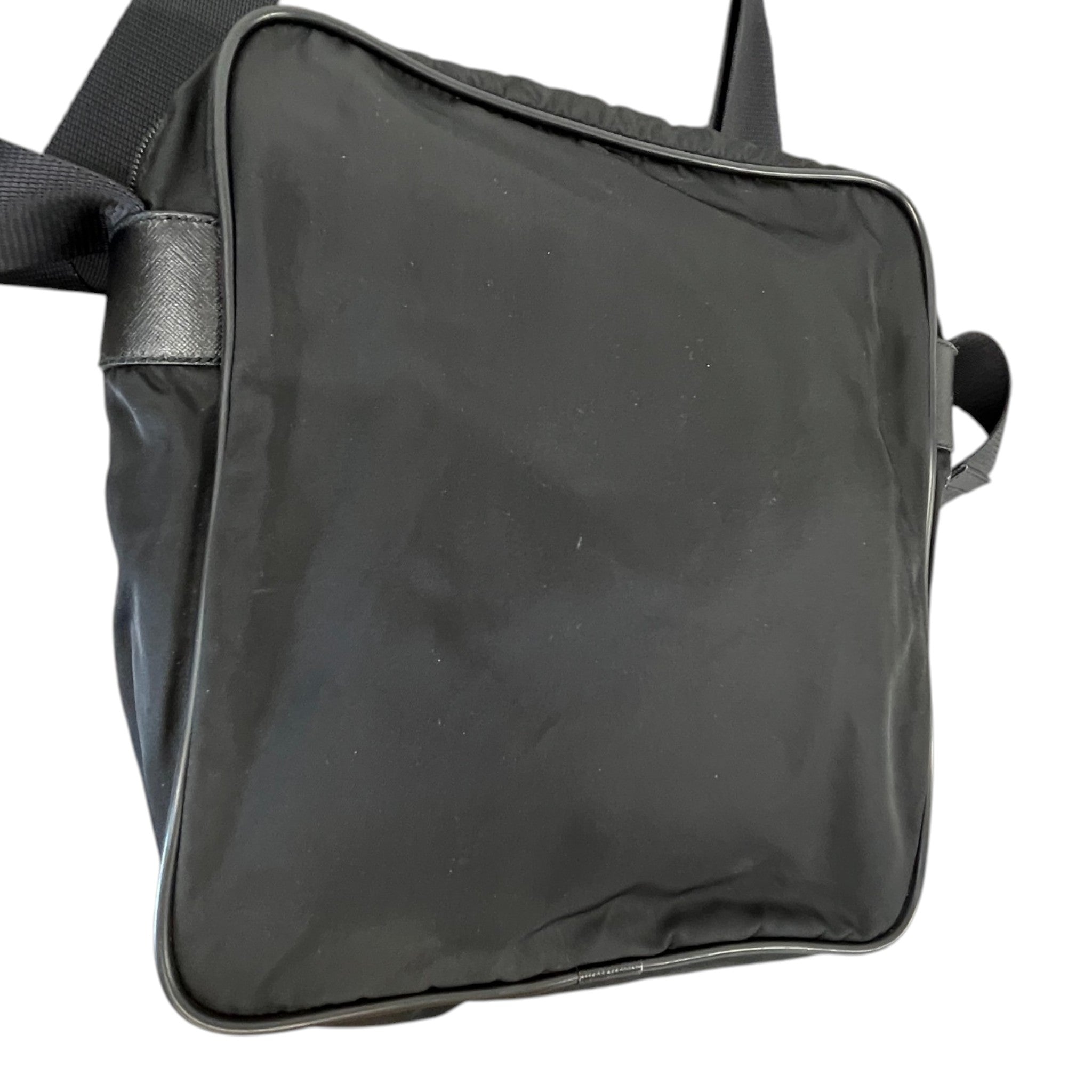Men's Re-Nylon Plaque Logo Messenger Bag Black