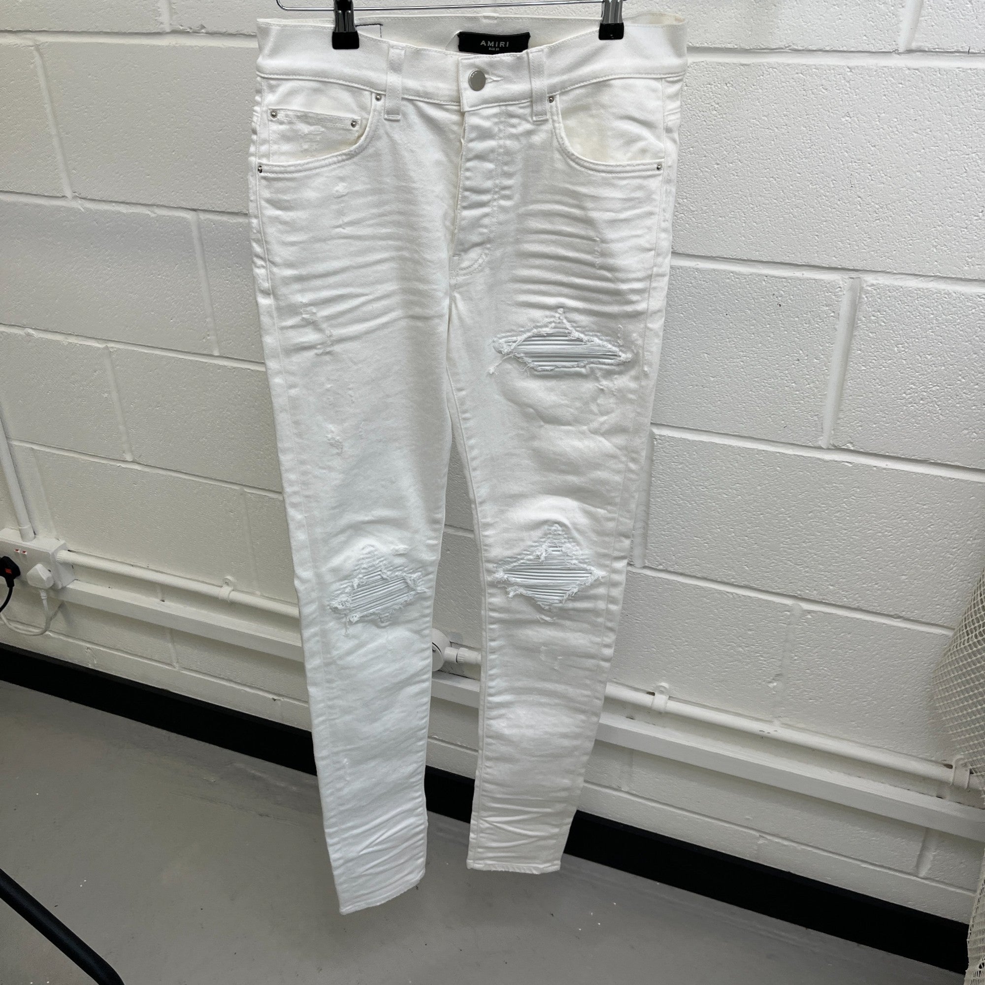 Men's Mx1 Distressed Jeans White Size Waist 31"