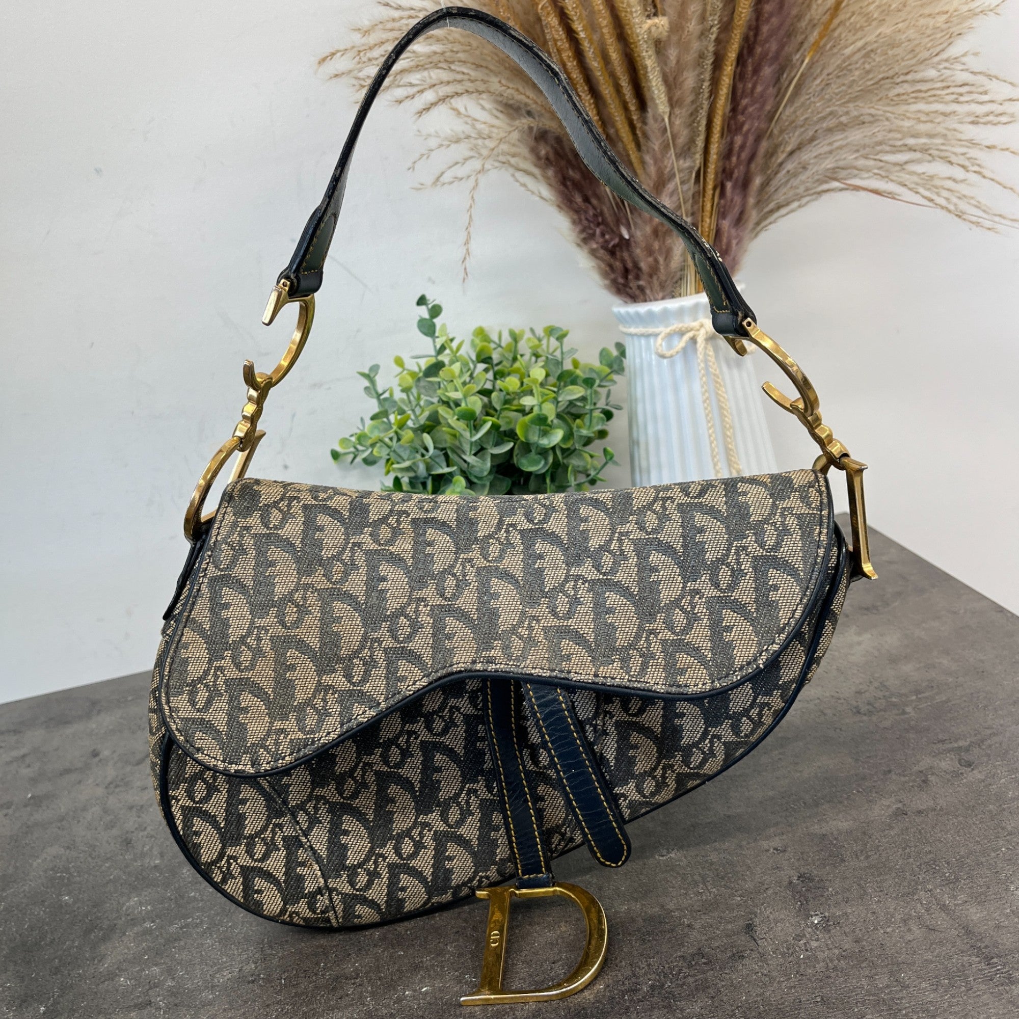 Women's Vintage Saddle Handbag Navy