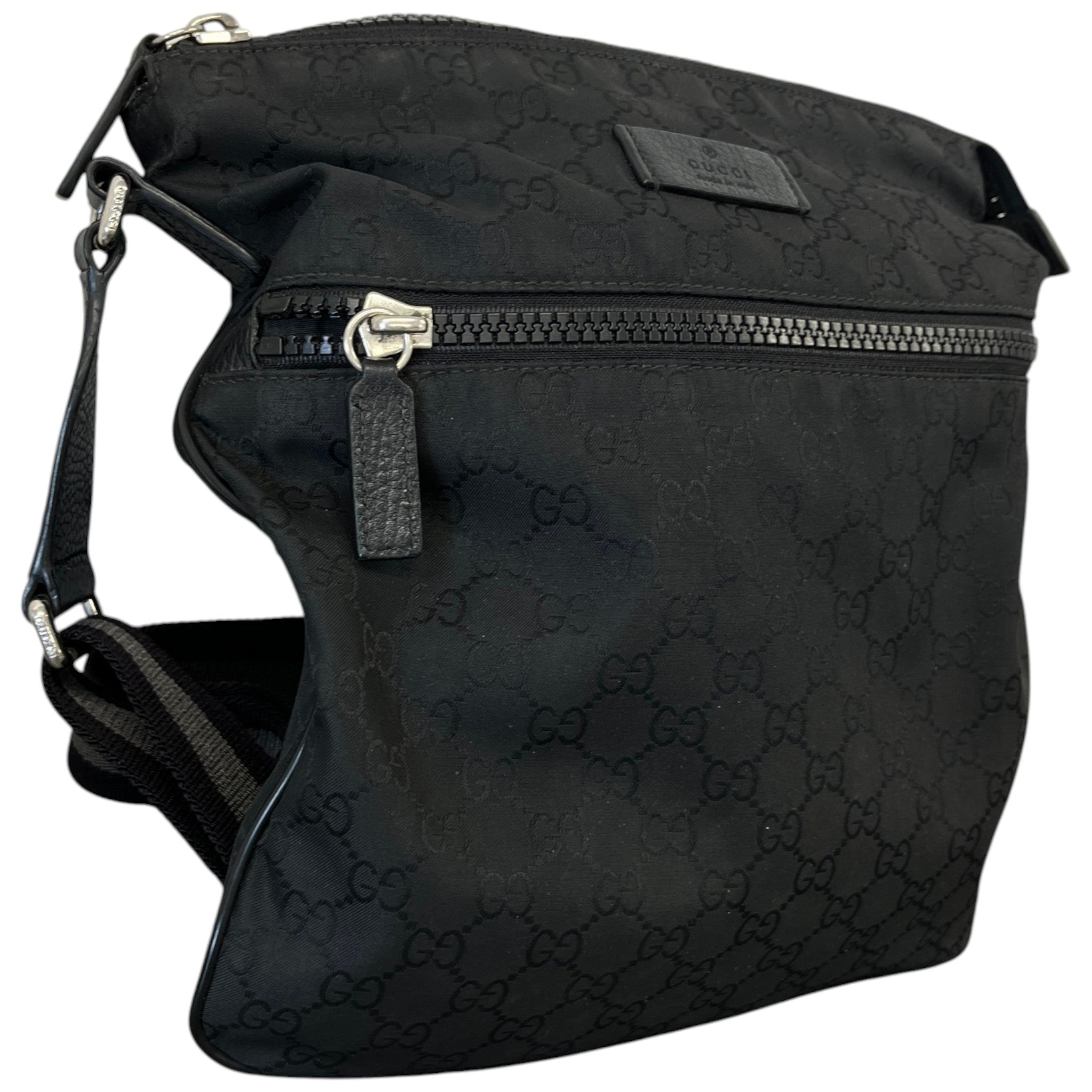 Men's Gg Supreme Messenger Bag Black