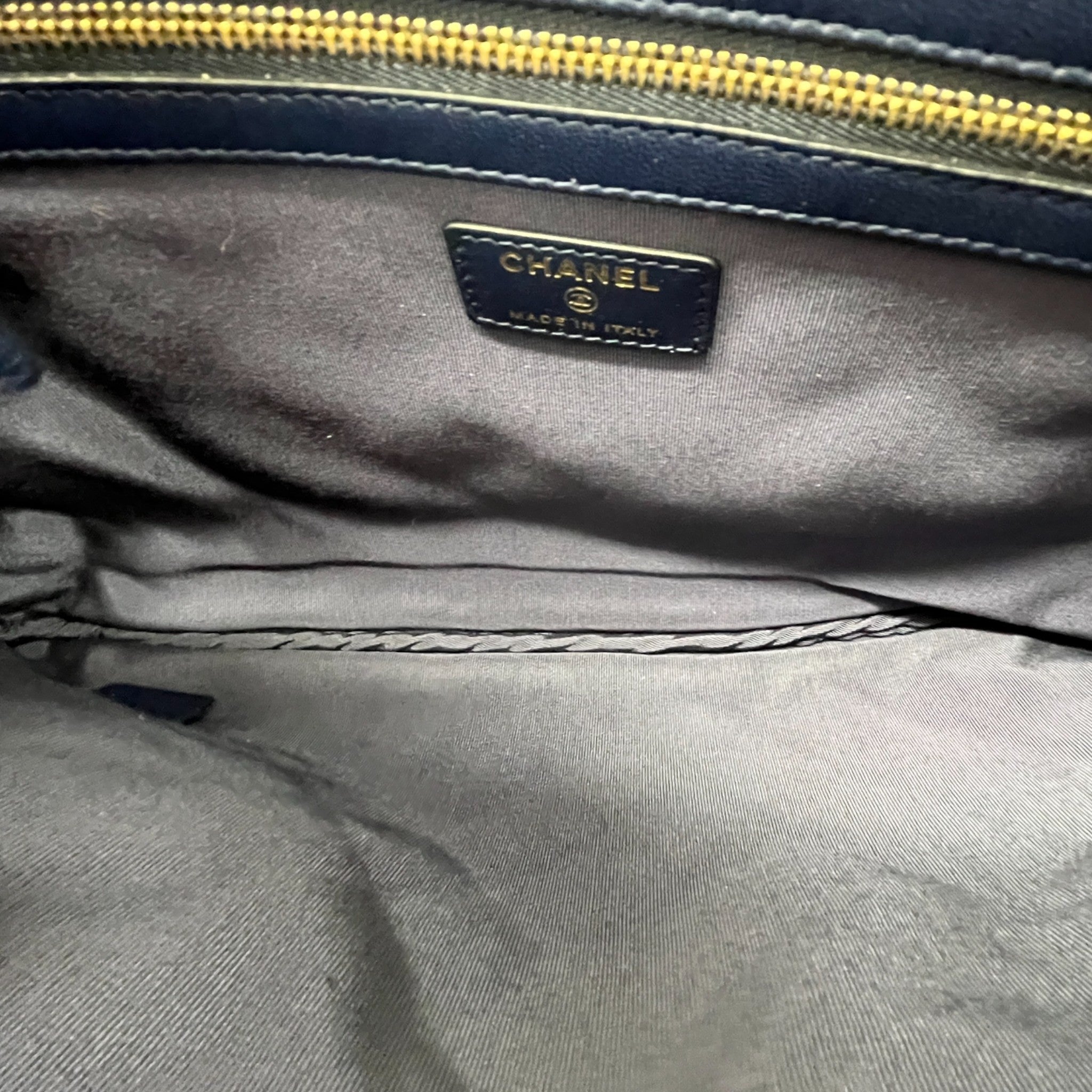 Women's Large Quilted Caviar O Case Clutch Navy