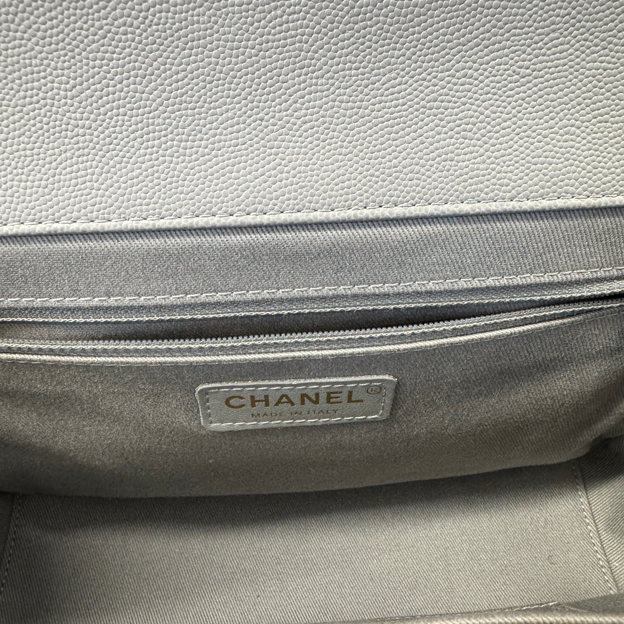 Women's Cc Affinity Flap Bag Grey
