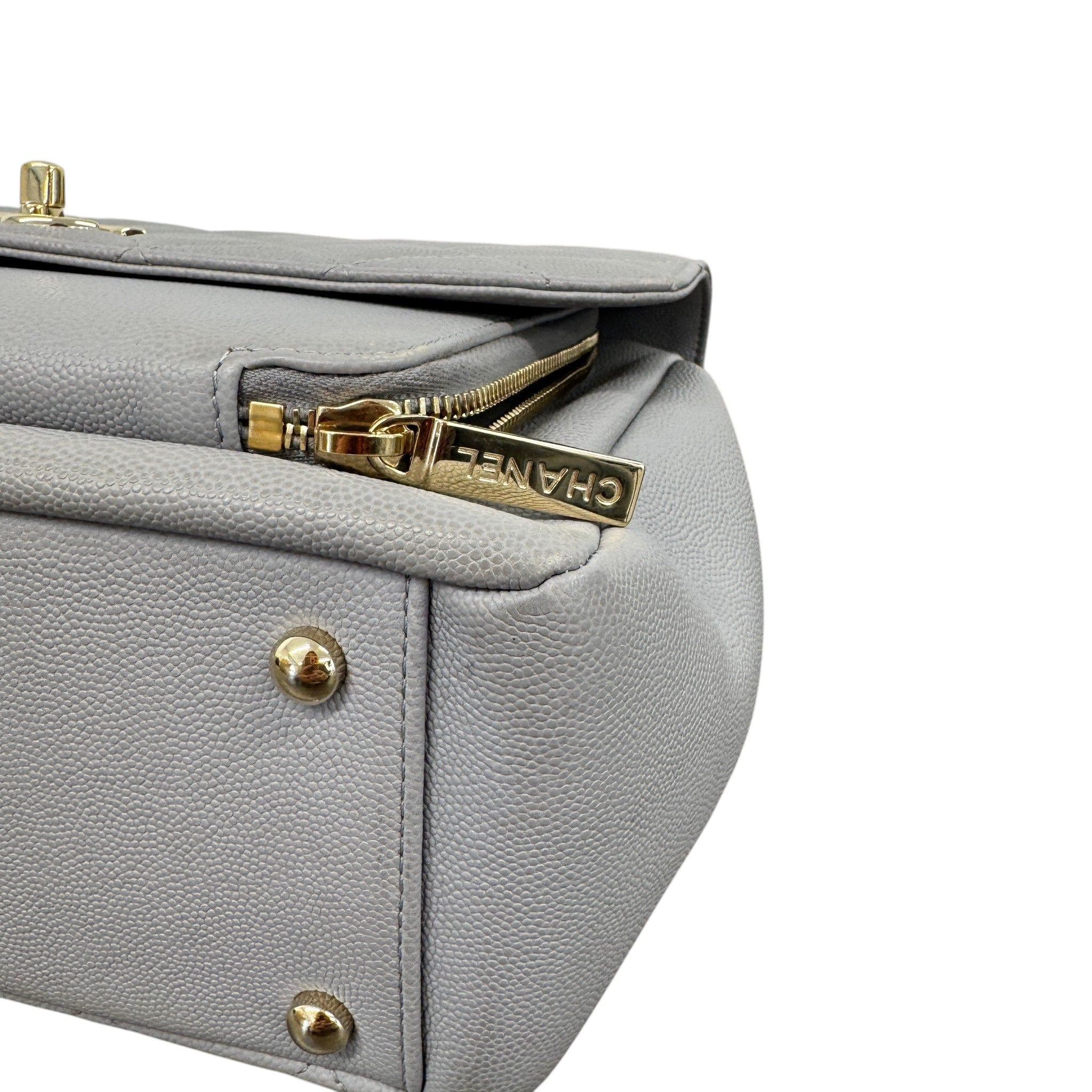 Women's Cc Affinity Flap Bag Grey