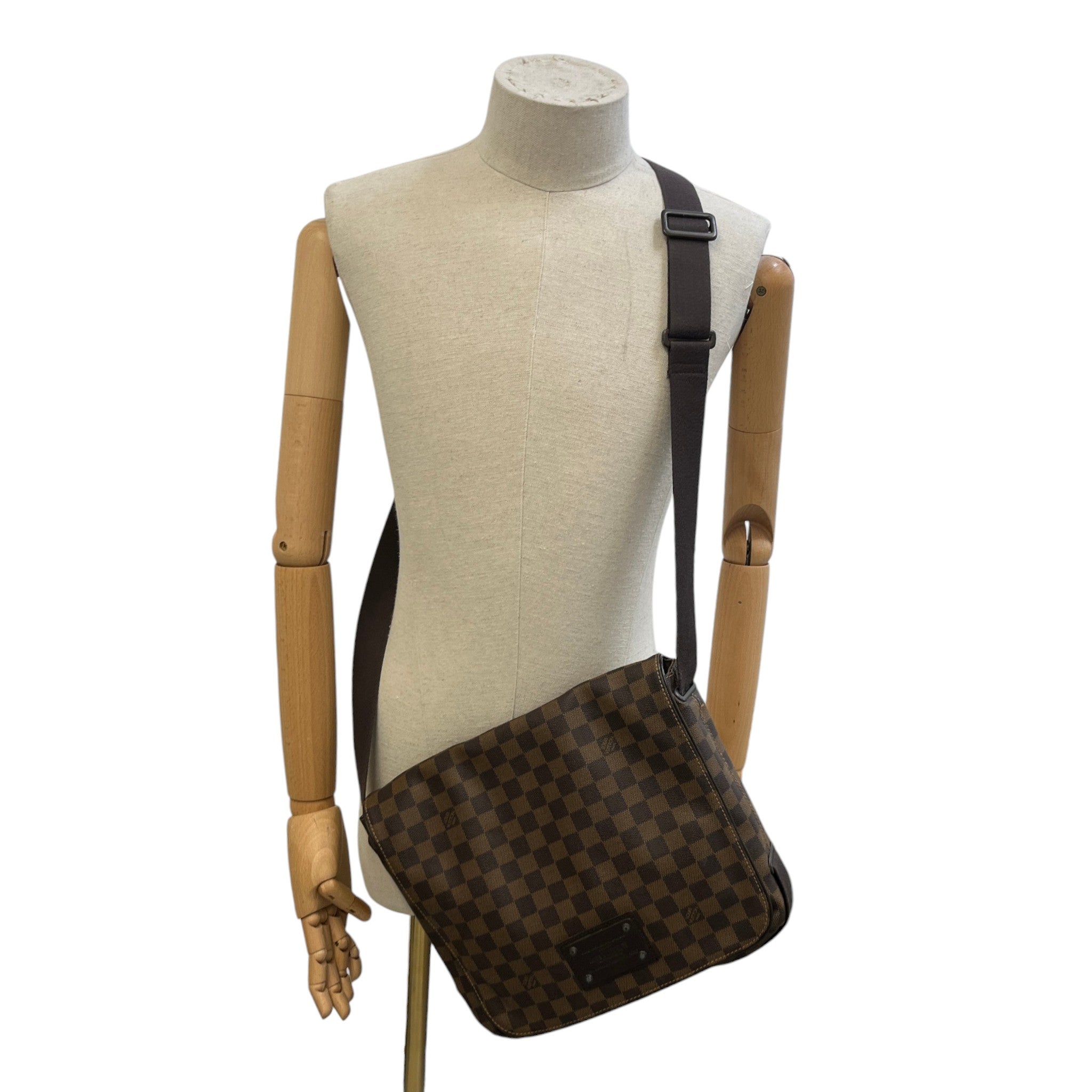Men's Damier Ebene Brookyln Messenger Bag Brown