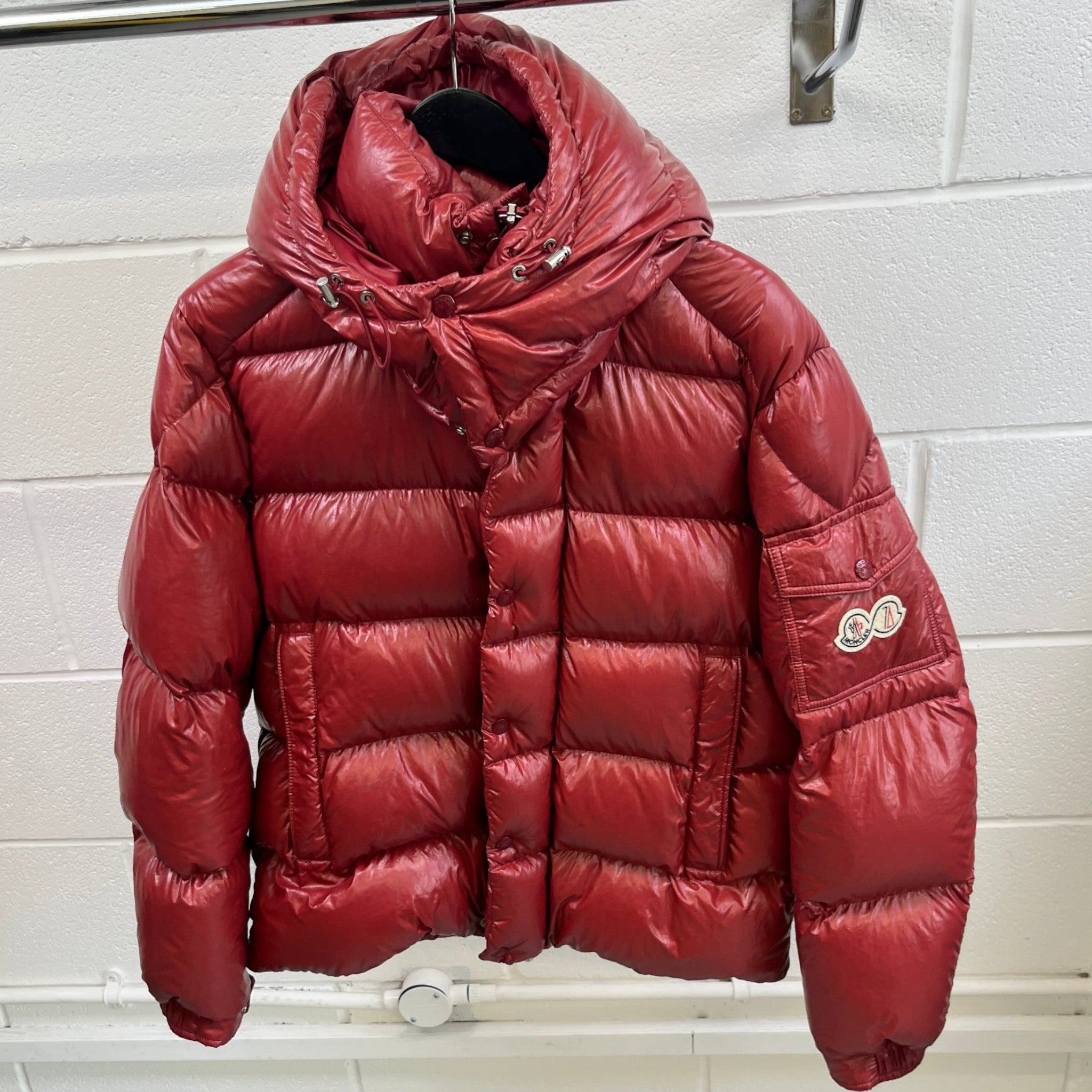 Men's Maya 70Th Anniverary Down Jacket Red Size 2 / M