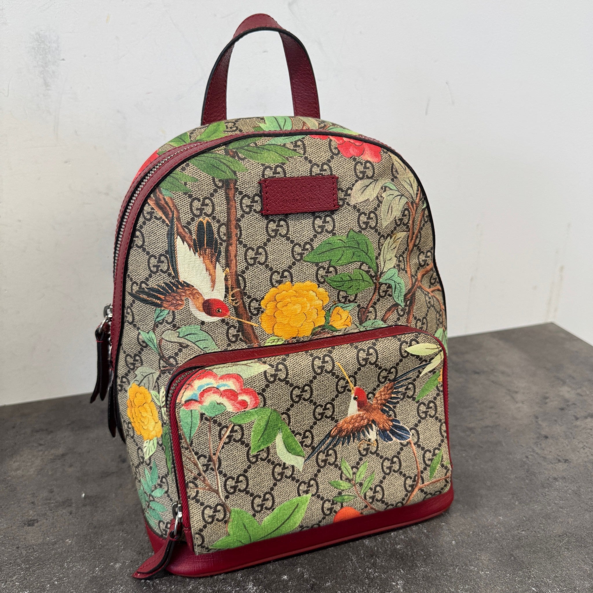 Women's Gg Supreme Tian Backpack Beige