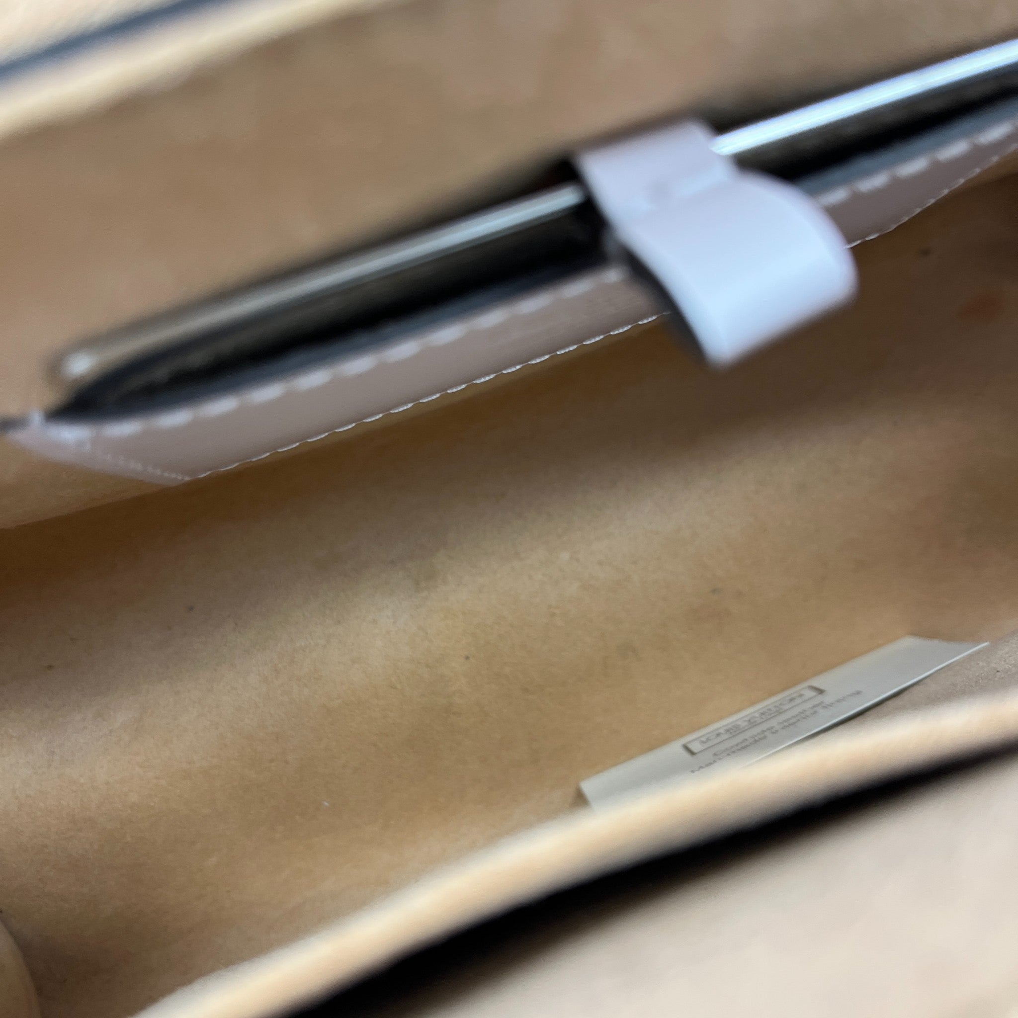 Women's Rose Gradient Epi Twist Mm Bag Beige