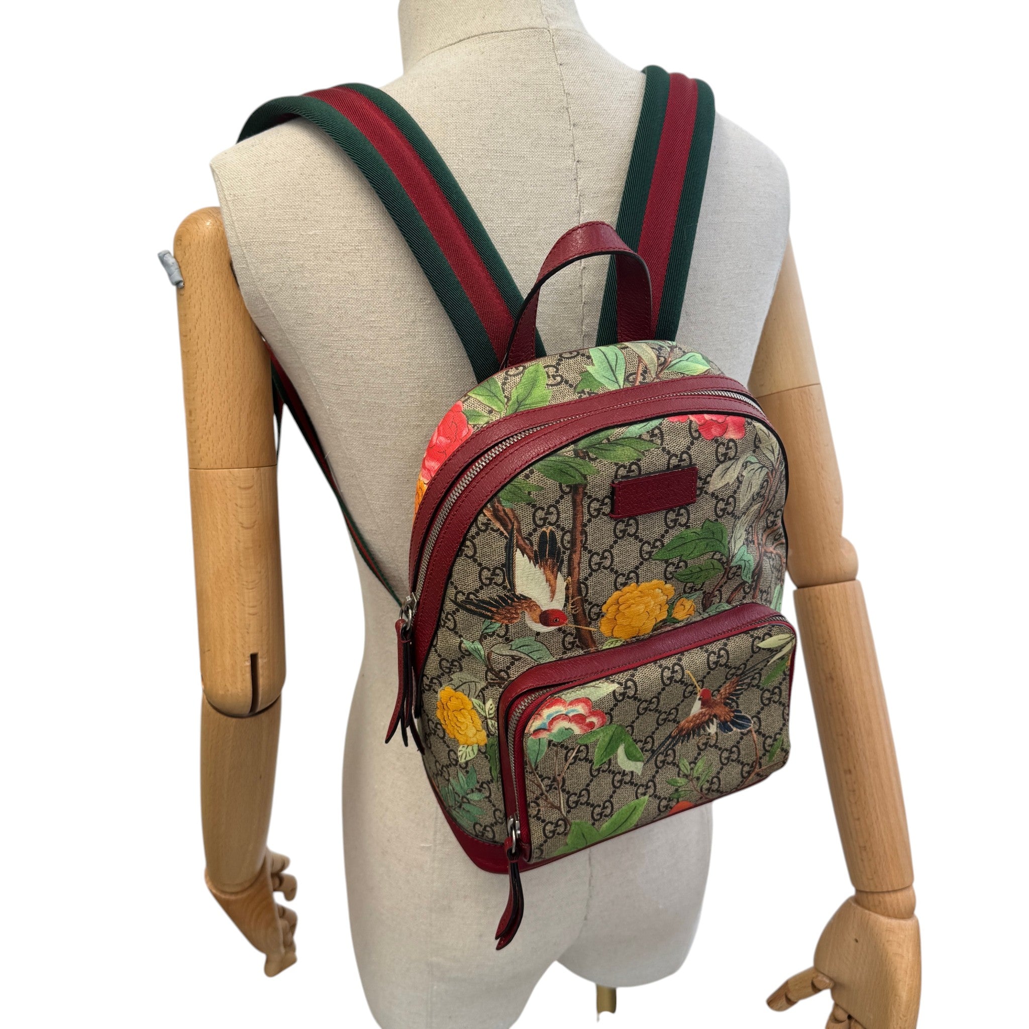 Women's Gg Supreme Tian Backpack Beige