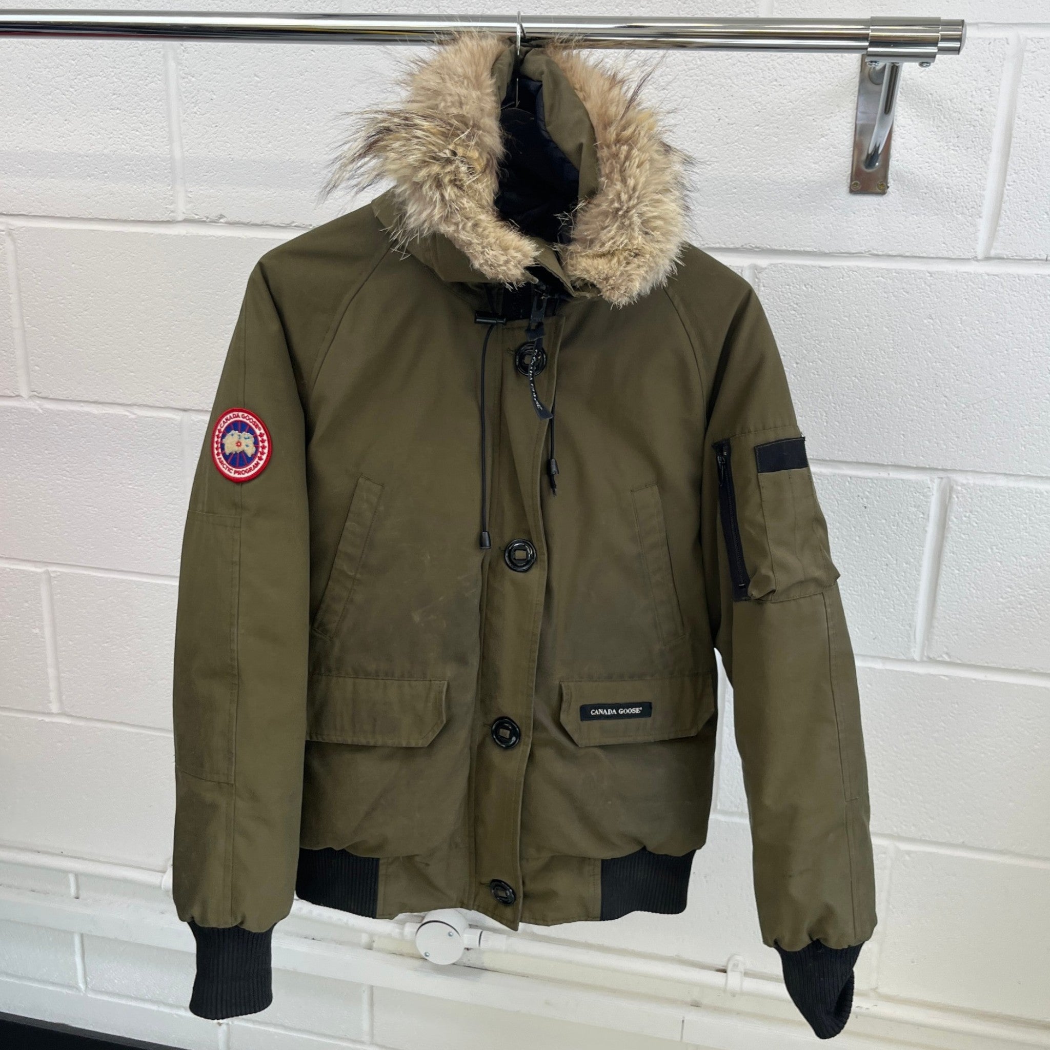 Men's Chilliwack Bomber Down Jacket Khaki Size L