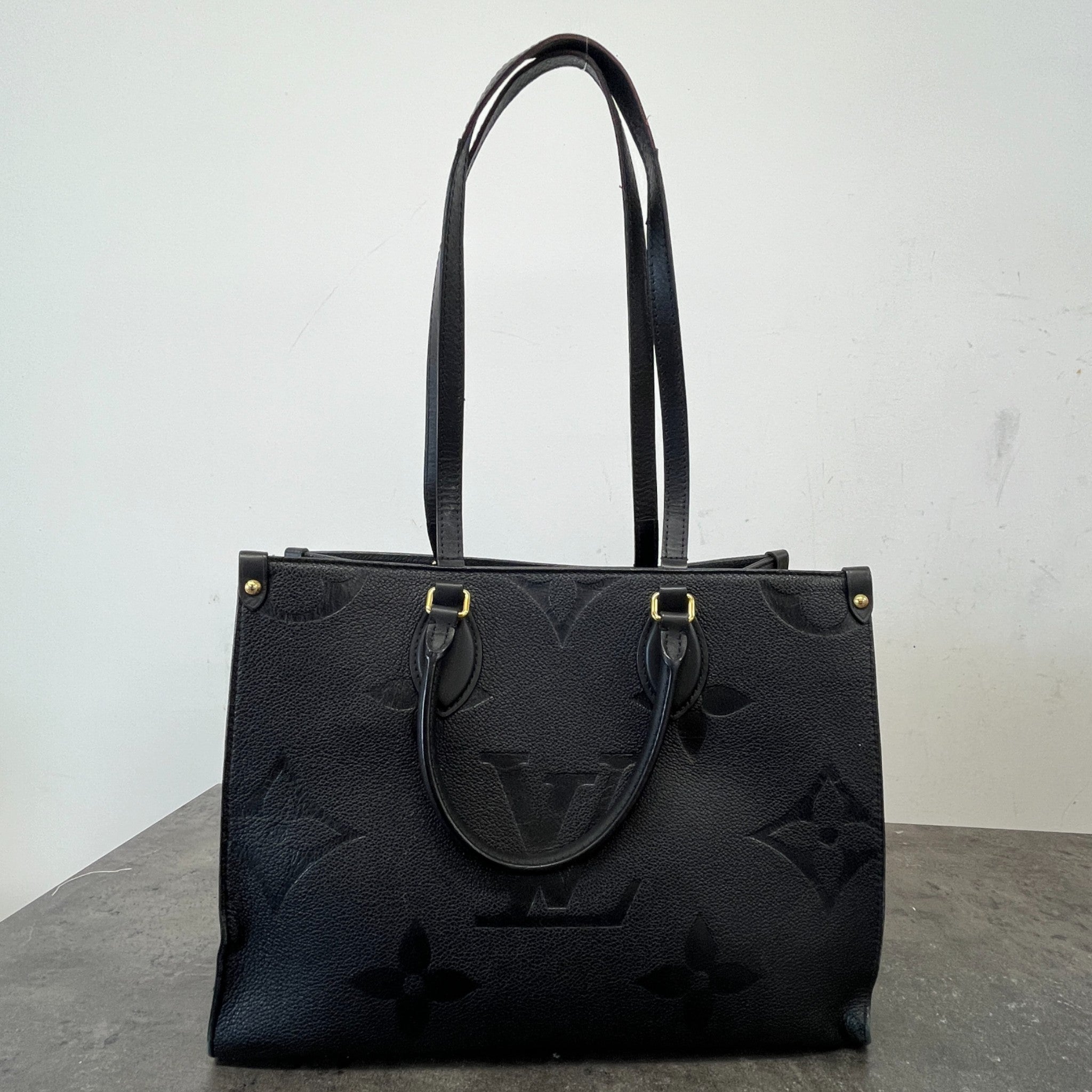 Women's Empreinte Leather On The Go Mm Handbag Black