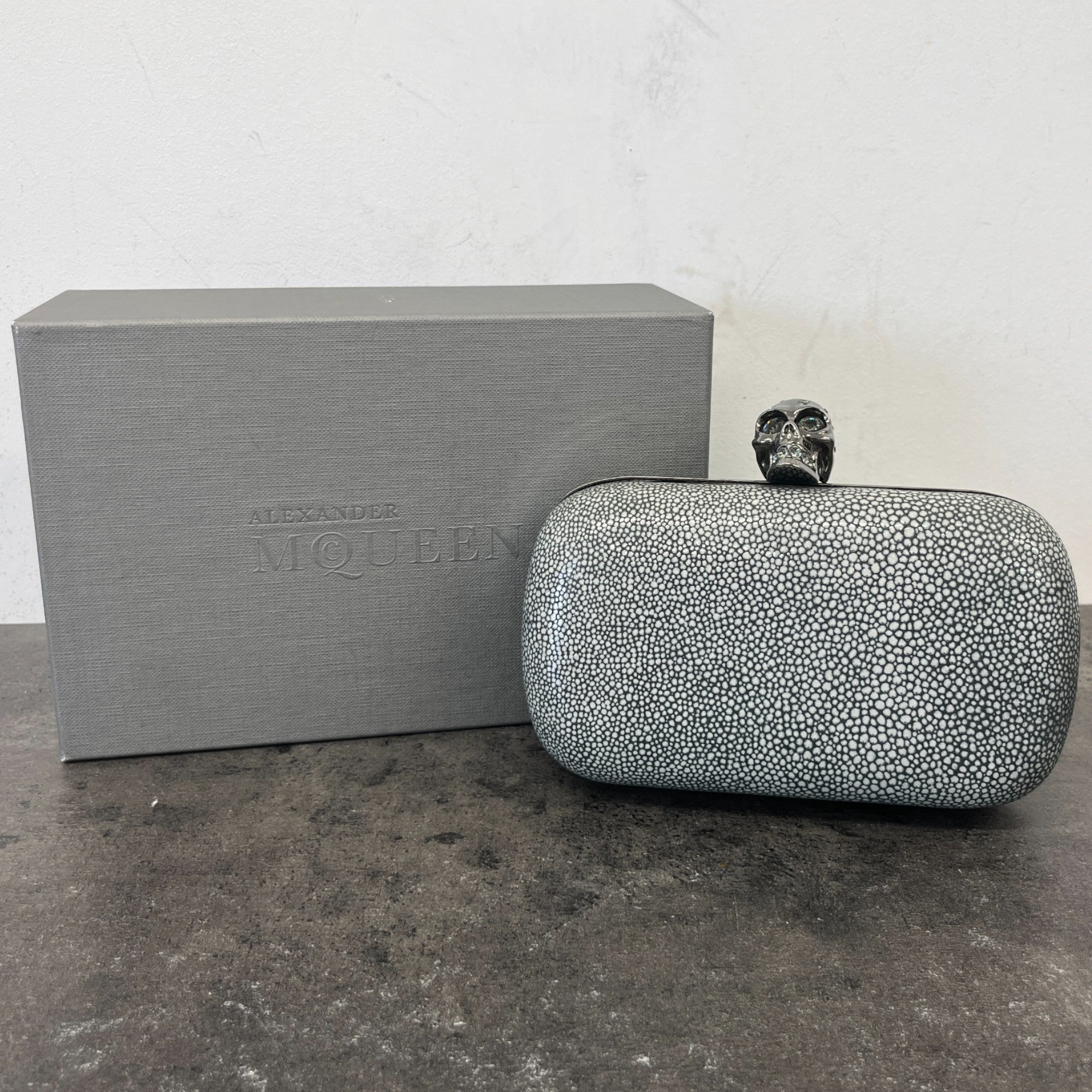 Women's Skull Clutch Grey
