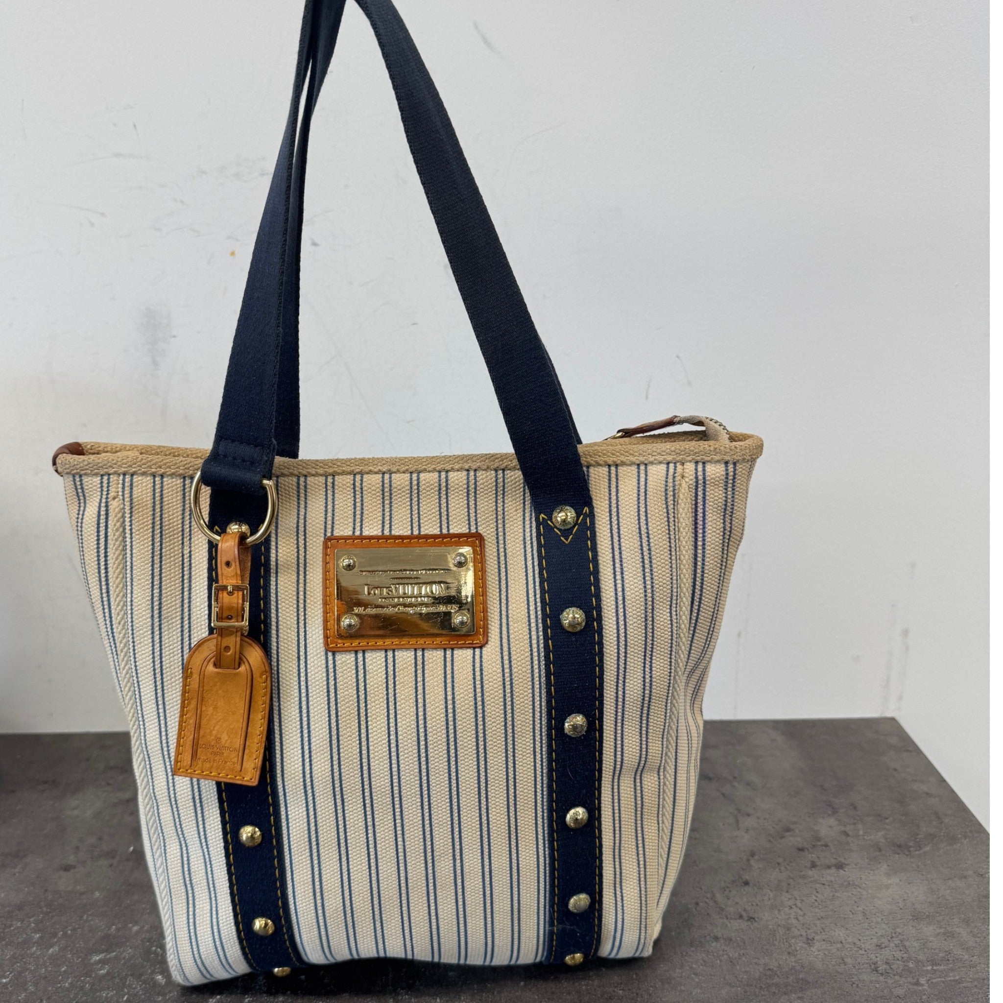 Women's Antigua Cabas Mm Bag Cream