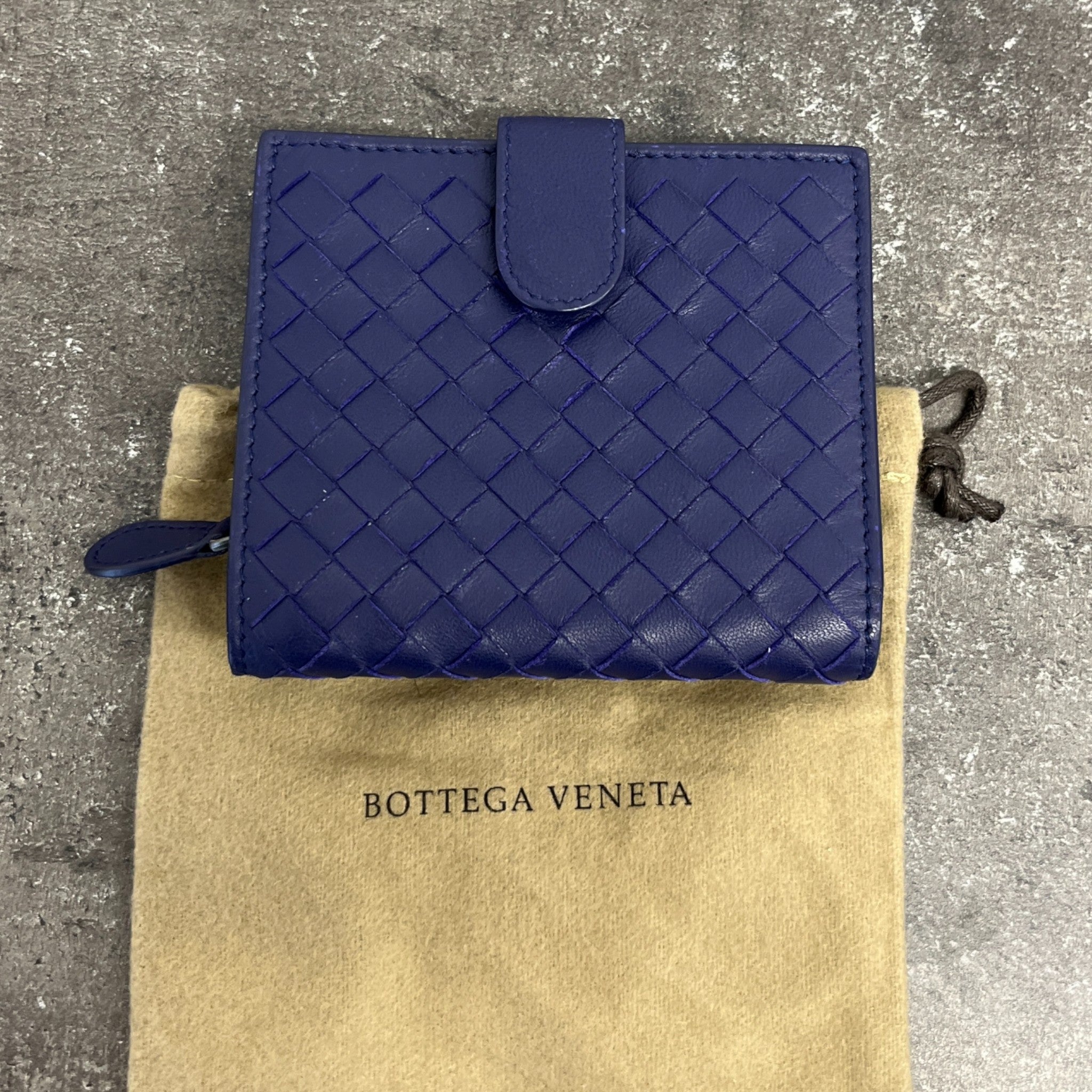 Women's Intrecciato Leather Purse Purple