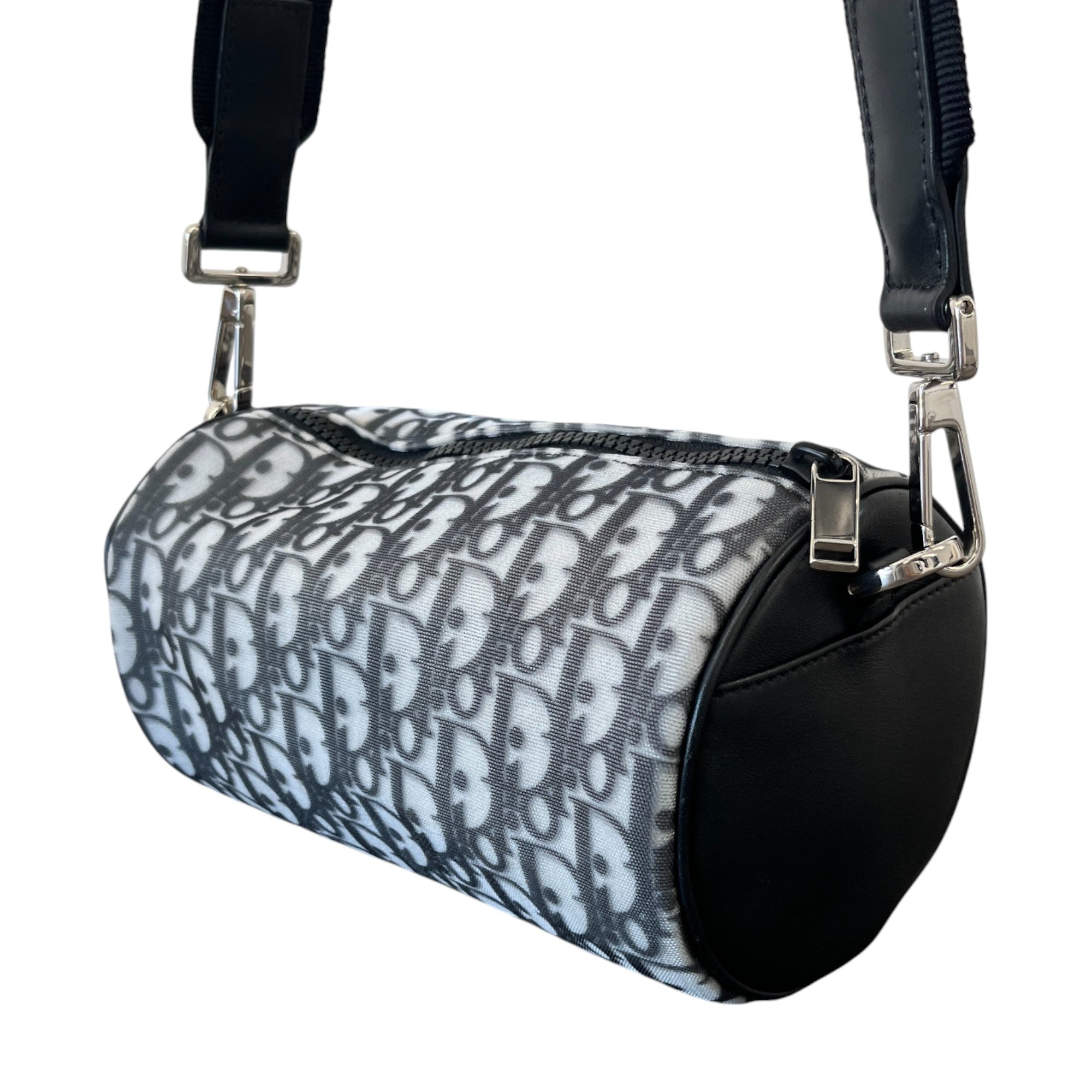 Women's Oblique Roller Handbag Black