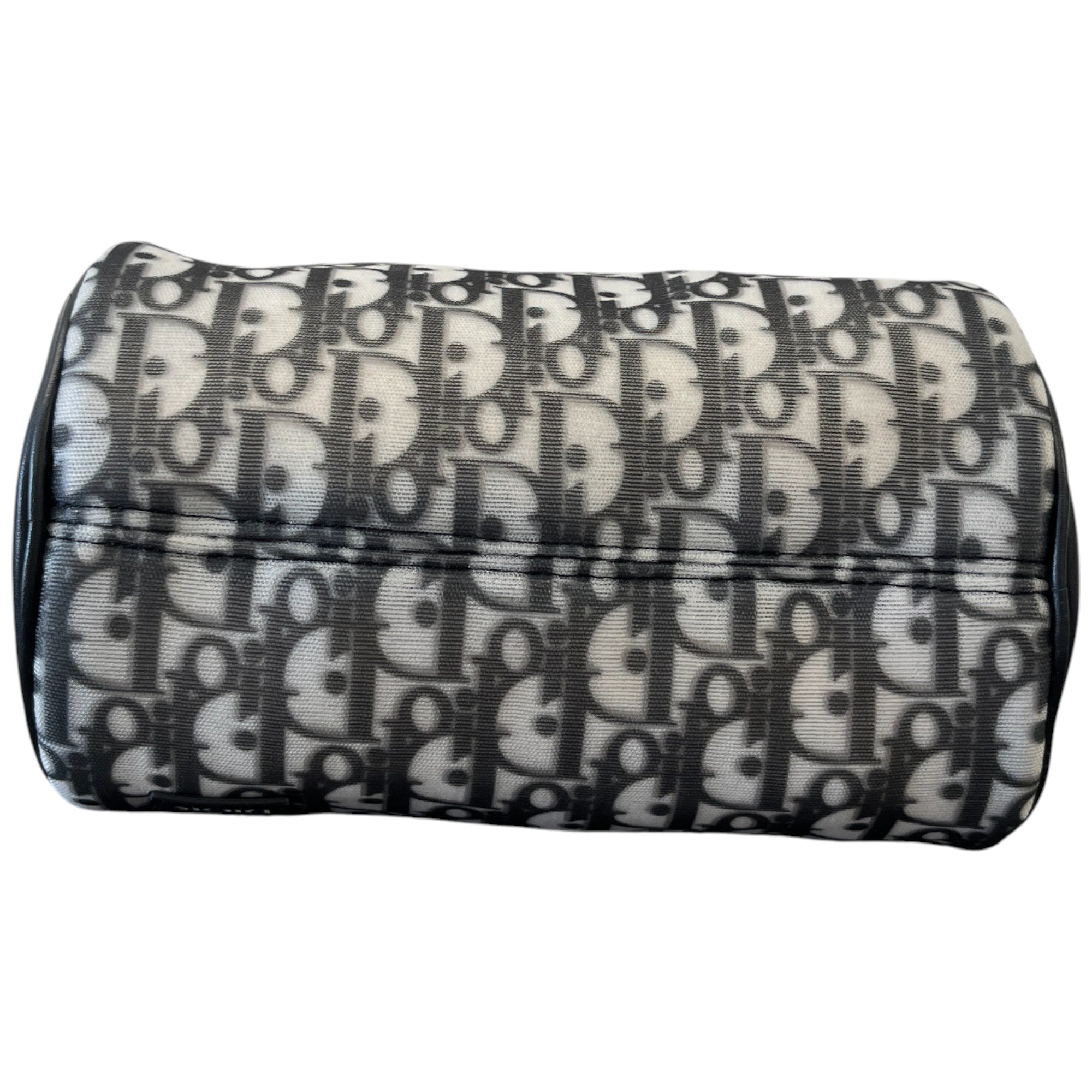 Women's Oblique Roller Handbag Black