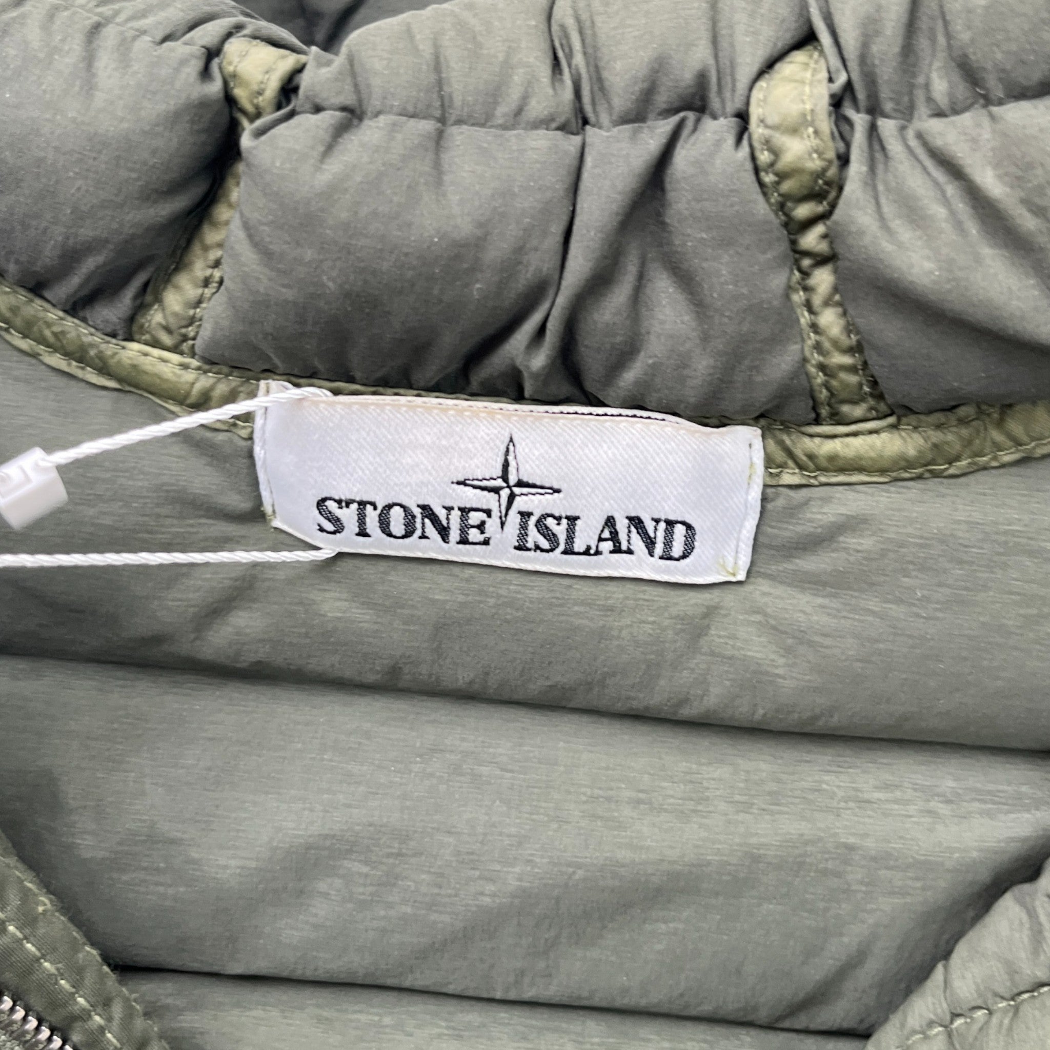 Men's Applique Logo Down Jacket Khaki Size S