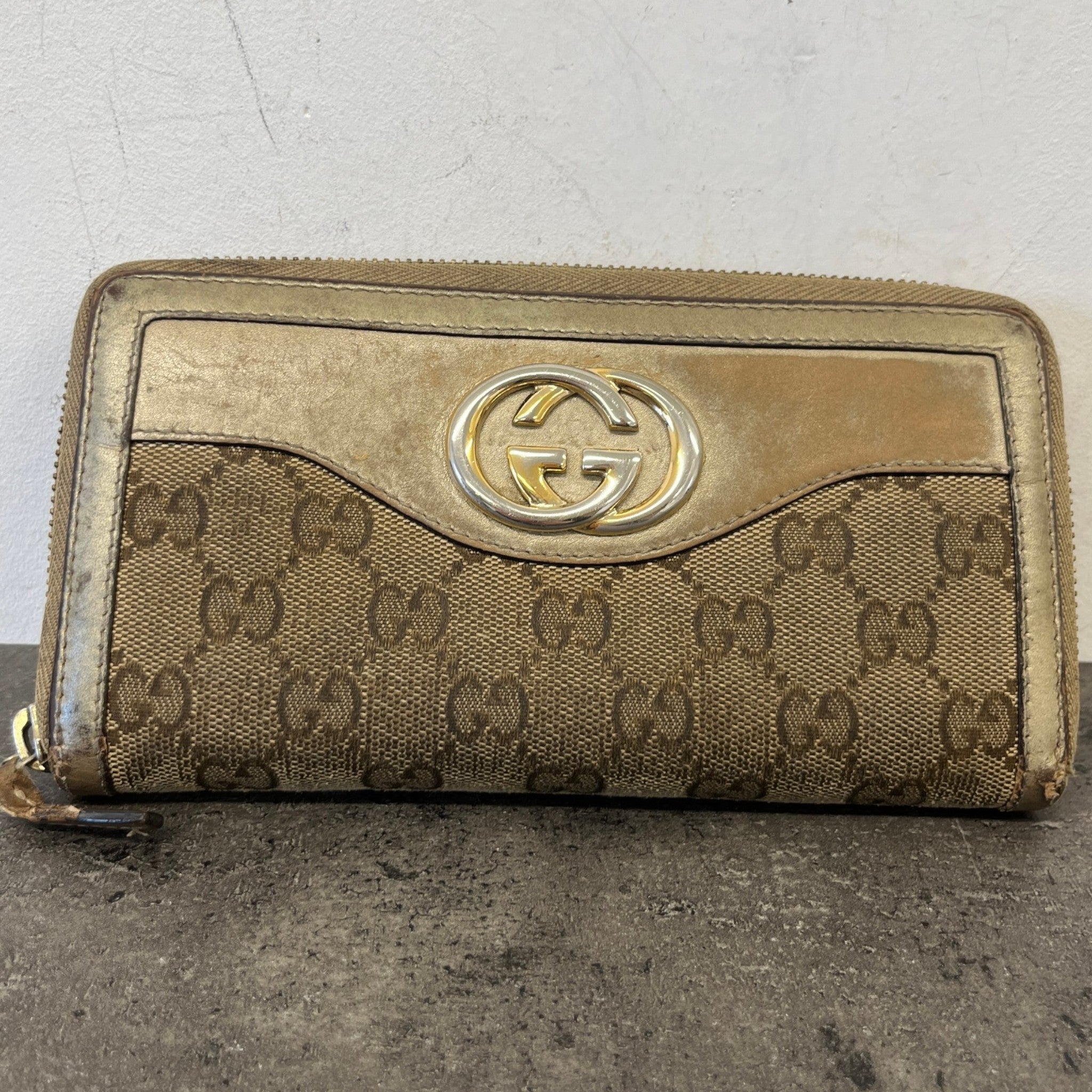 Women's Gg Supreme Purse Gold