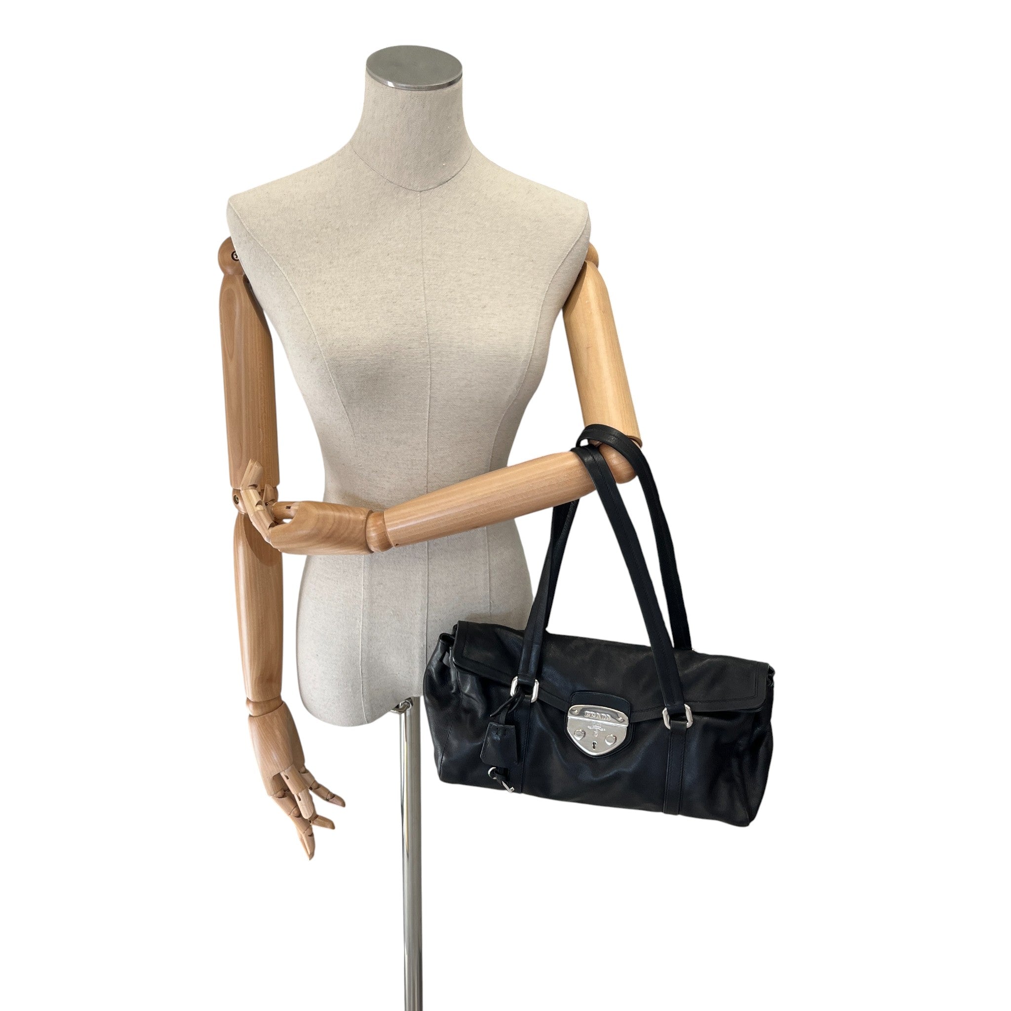 Women's Nappa Sound Shoulder Bag Black