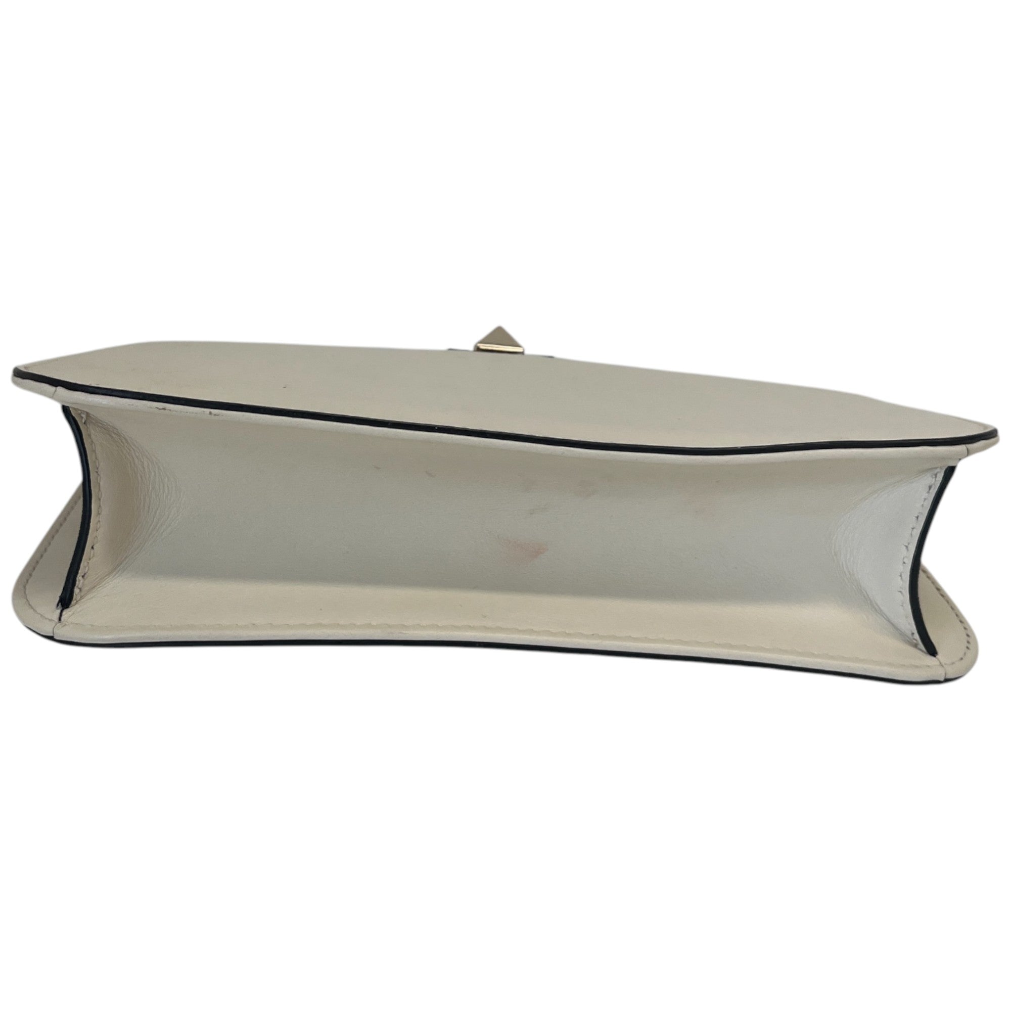 Women's Rockstud Flap Chain Bag Cream