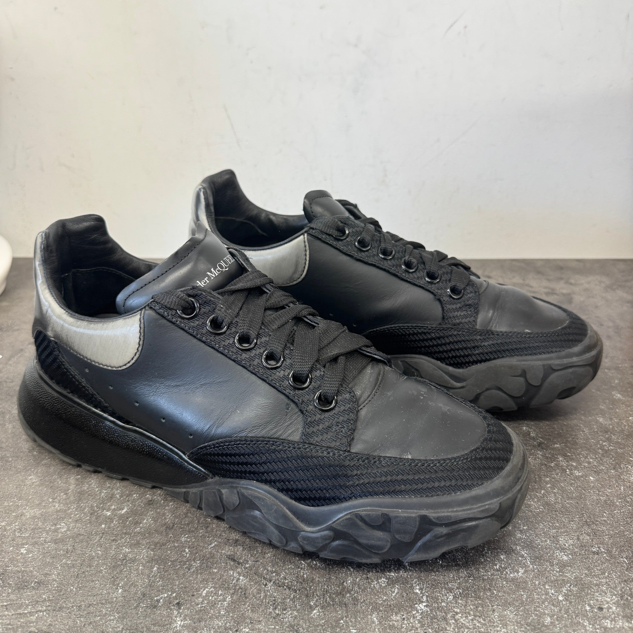 Men's Oversized Runner Low Trainers Black Size EU 42 / UK 8