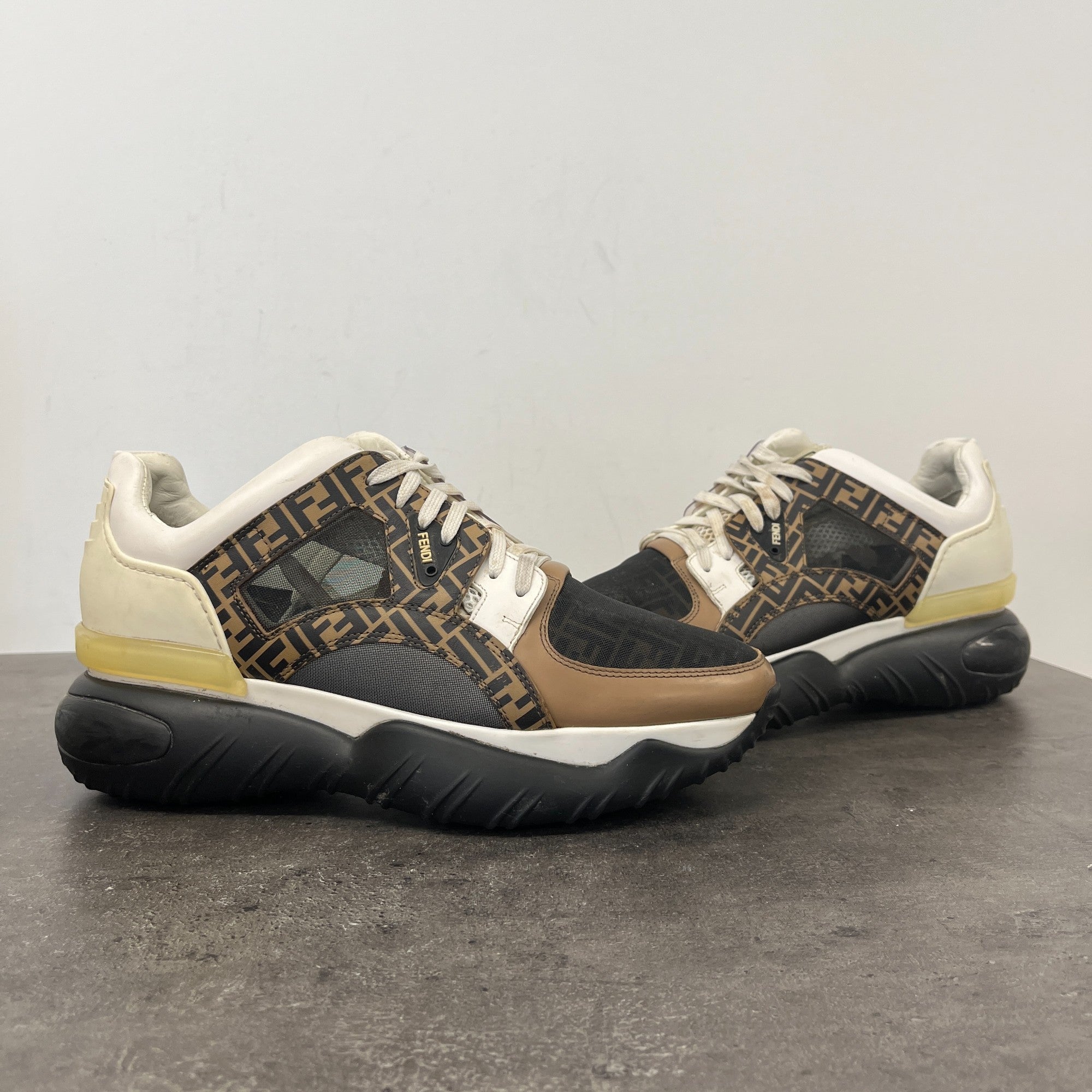 Men's Ff Logo Mesh Low Trainers White Size EU 42 / UK 8