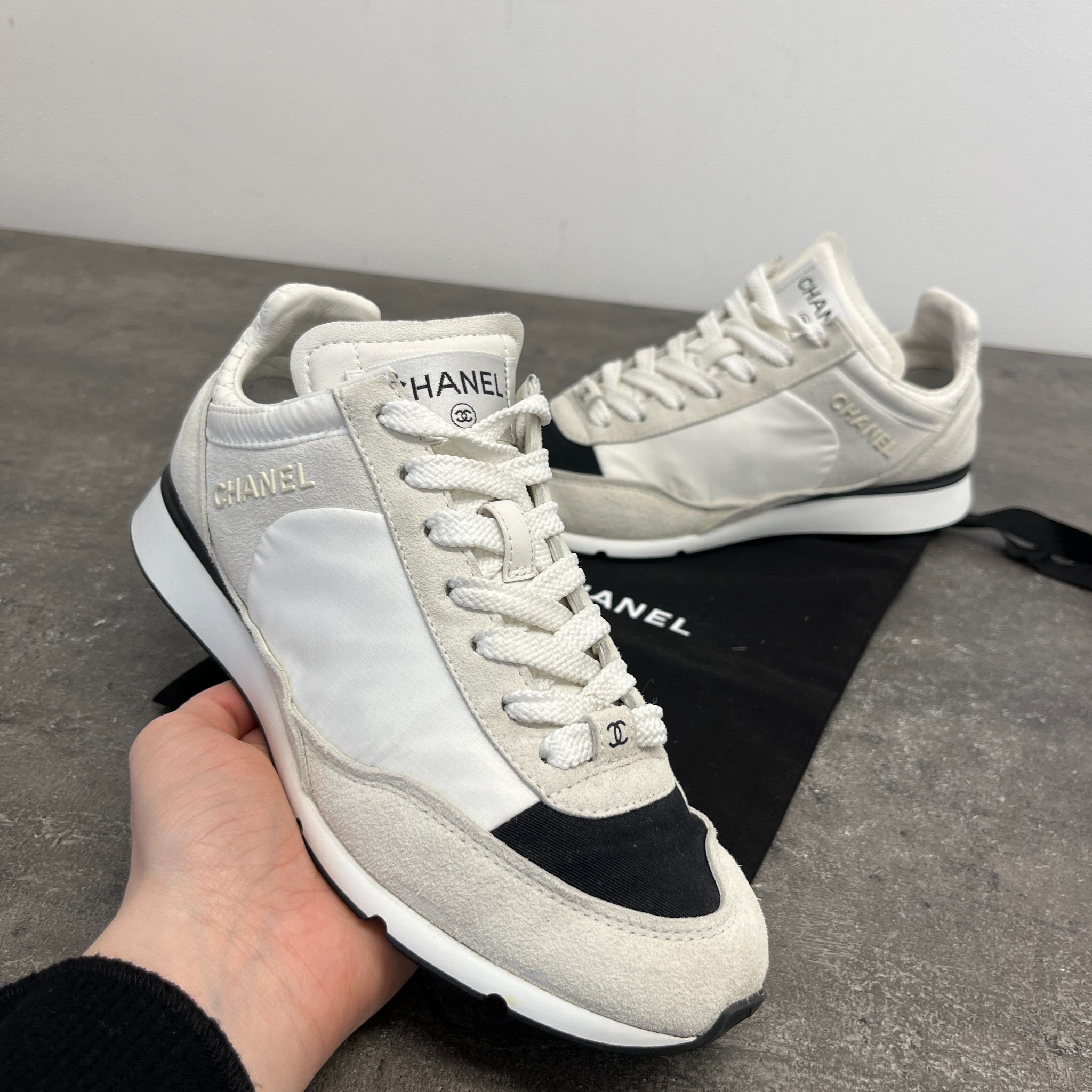 Women's Cc Logo Low Trainers White Size EU 36 / UK 3