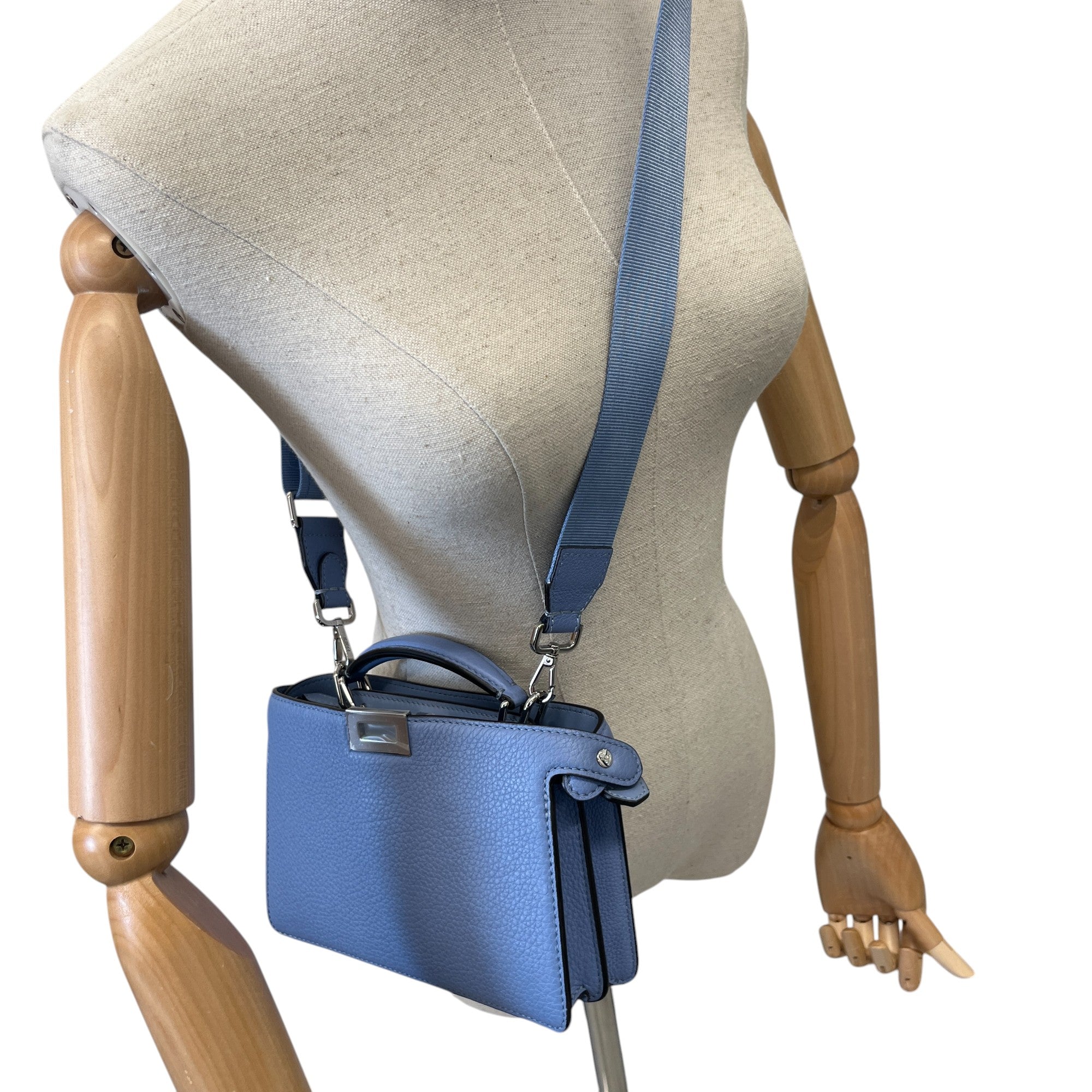 Women's Peekaboo Iseeu X-Cross Bag Blue