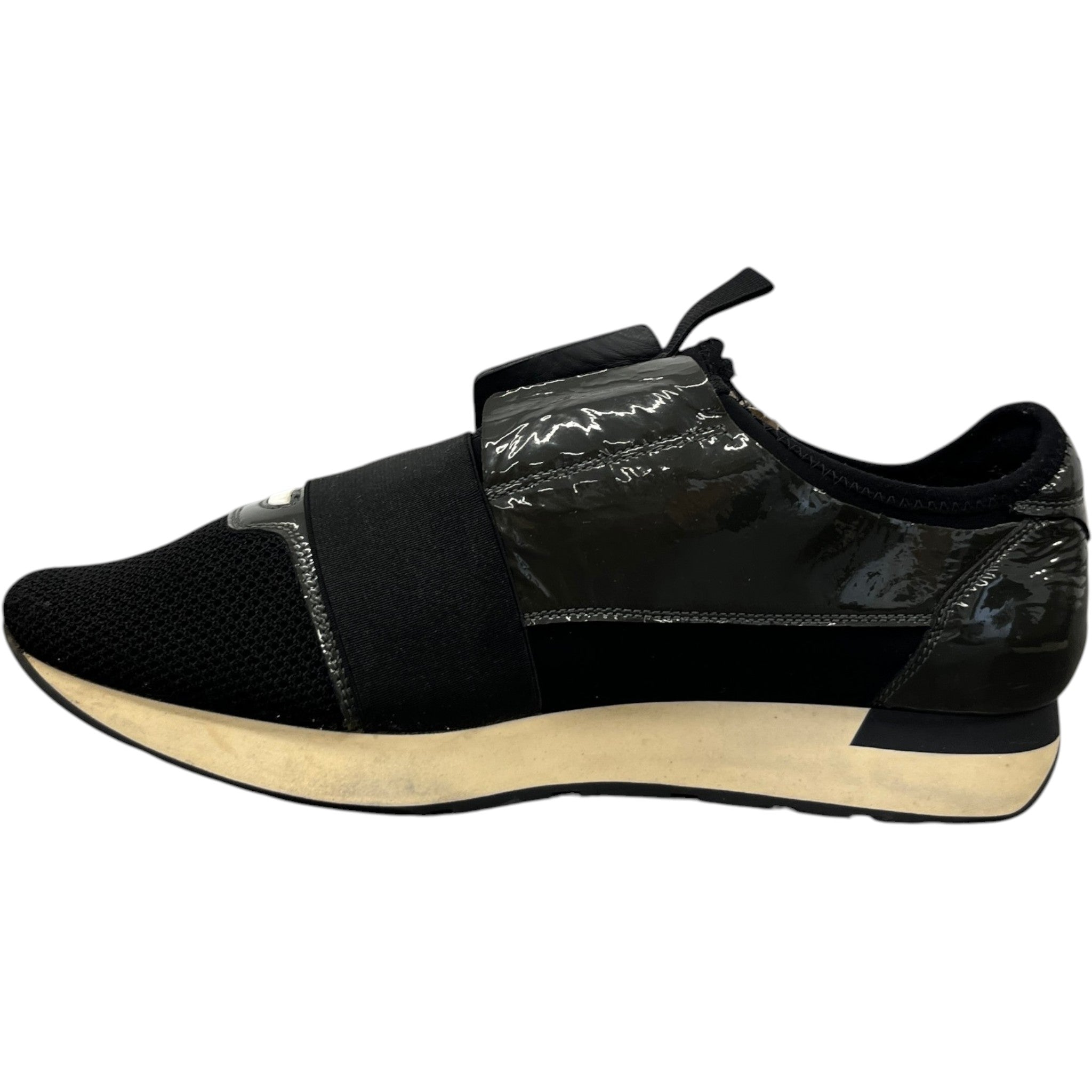 Men's Race Runner Low Trainers Black Size EU 41 / UK 7