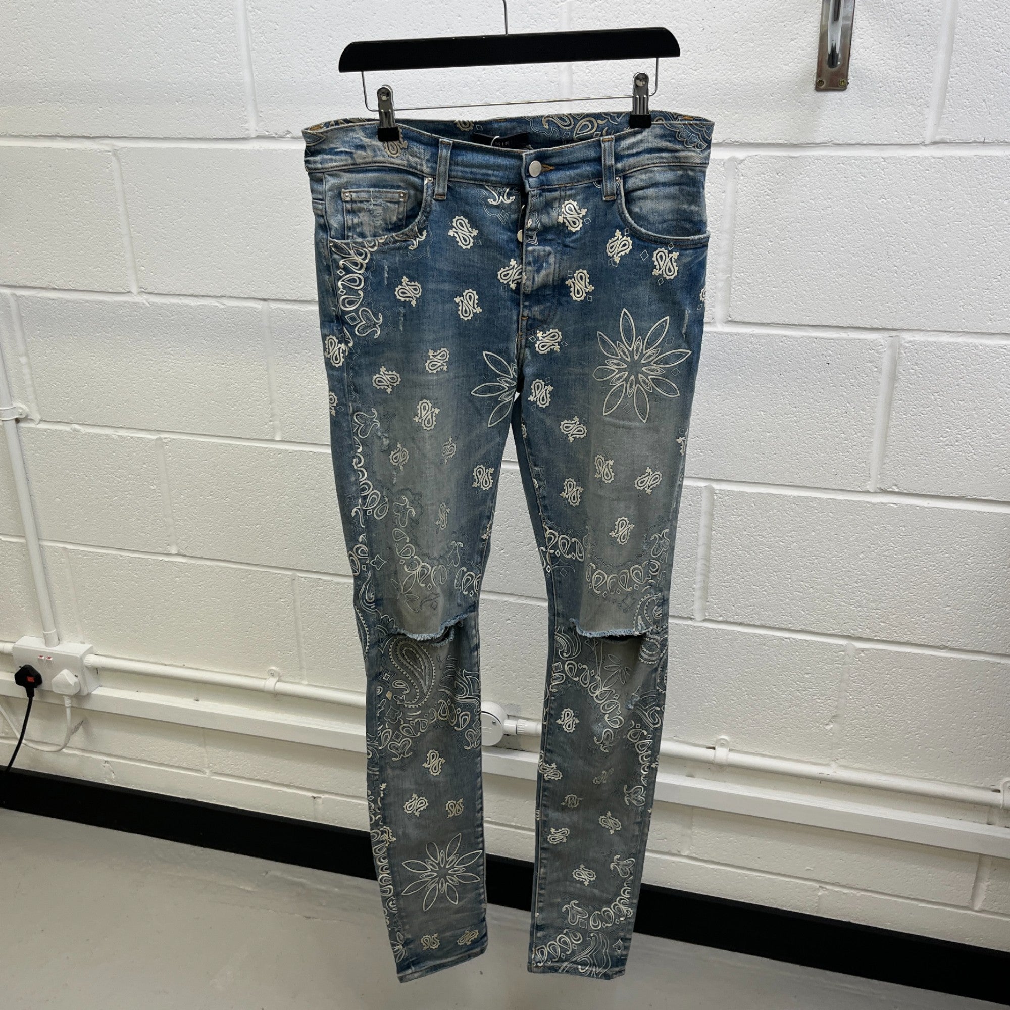 Men's Flocked Paisley Bandana Jeans Blue Size Waist 33"