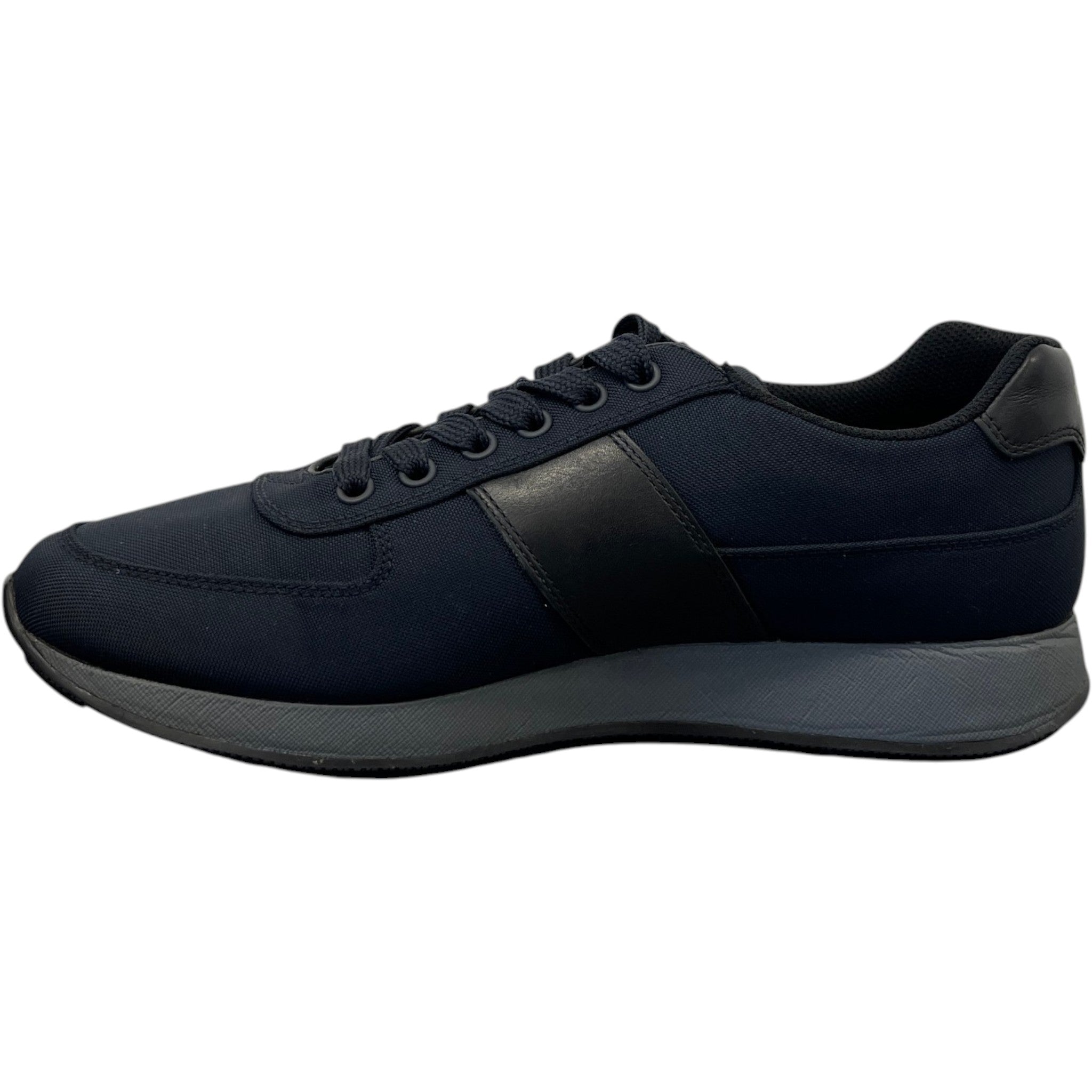 Men's Nylon Tech Low Trainers Black Size EU 40 / UK 6
