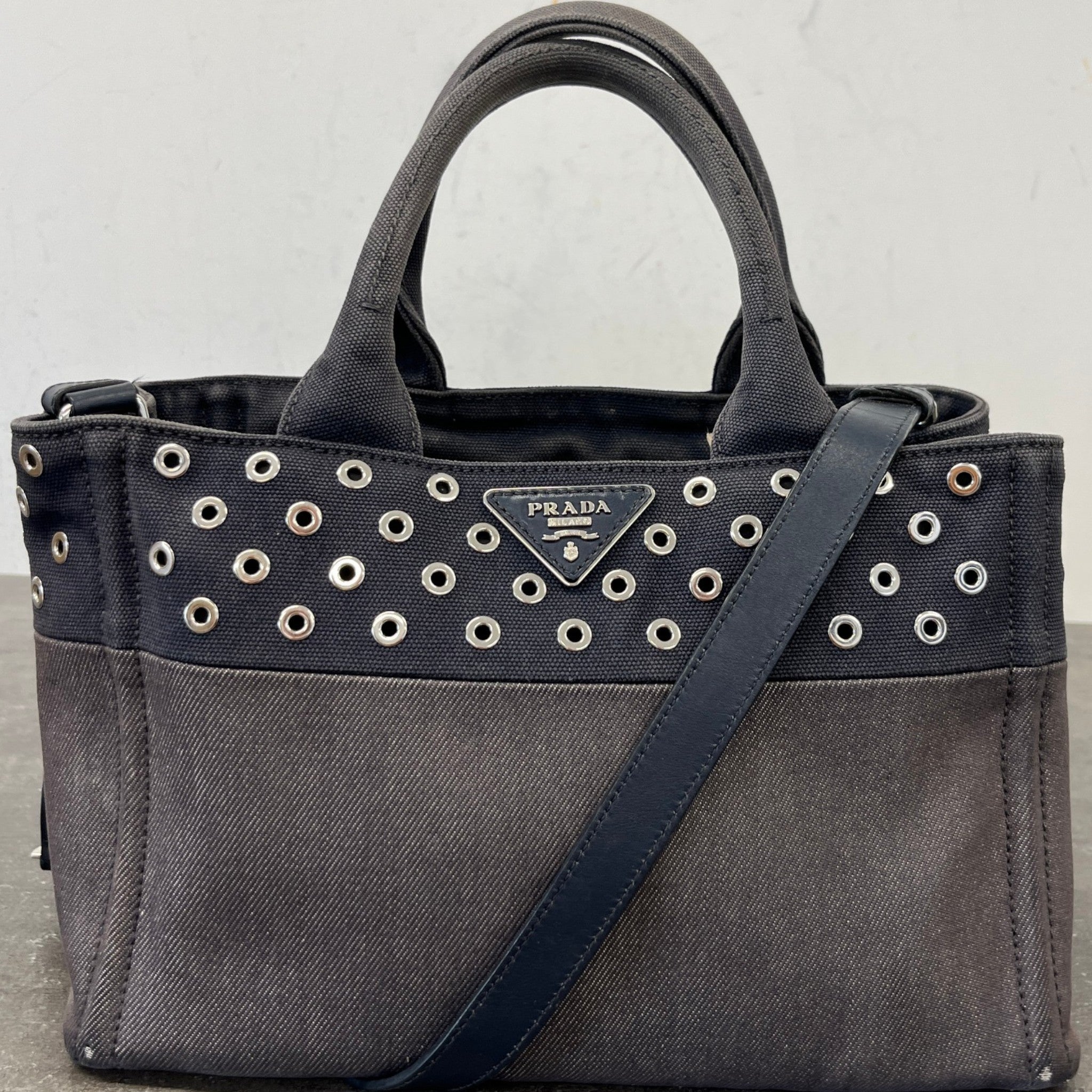 Women's Plaque Logo Denim Patch Handbag Navy