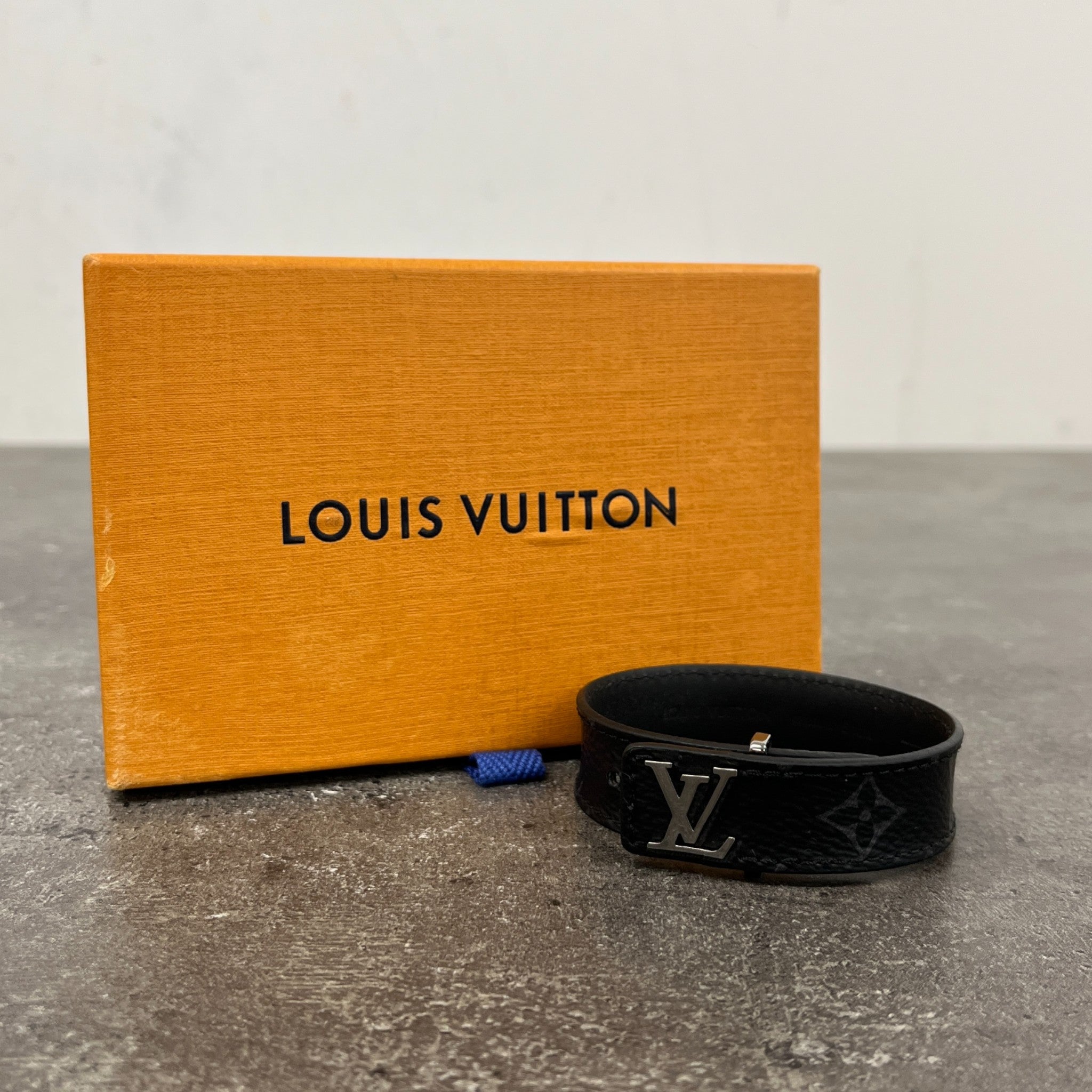 Men's Monogram Eclipse Lv Slim Bracelet Black