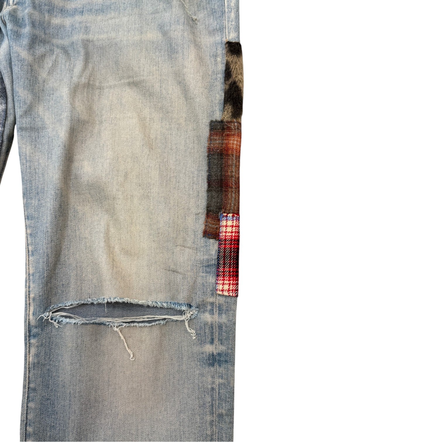 Men's Artpatch Distressed Jeans Blue Size Waist 38"