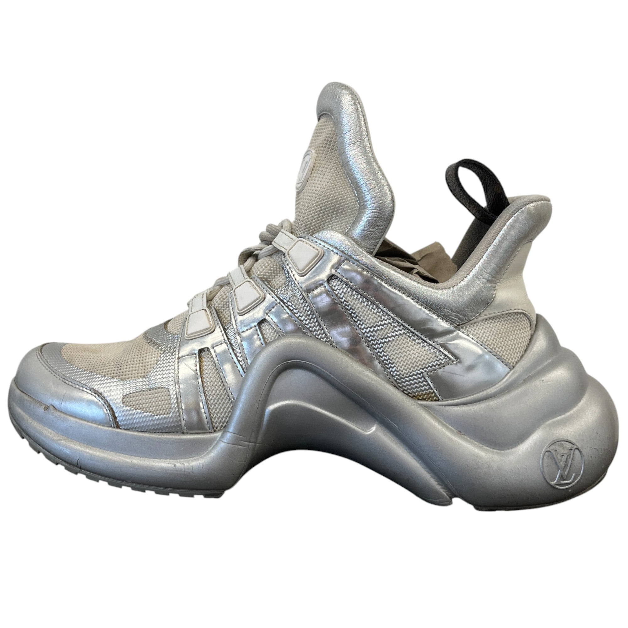 Men's Metallic Archlight Low Trainers Silver Size EU 41 / UK 7