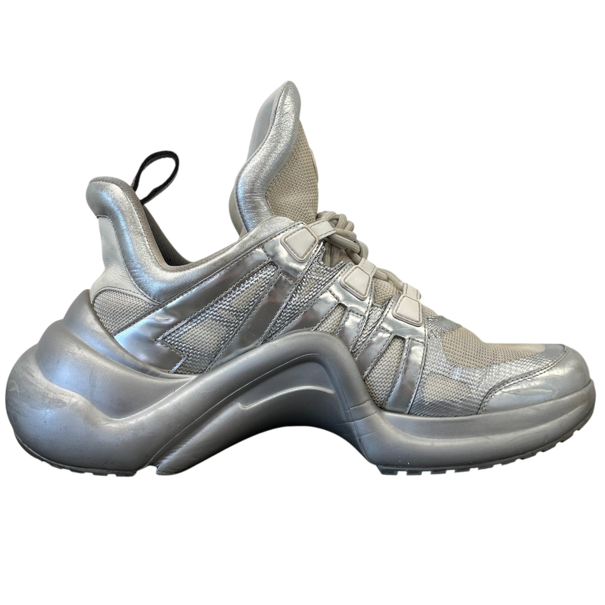 Men's Metallic Archlight Low Trainers Silver Size EU 41 / UK 7